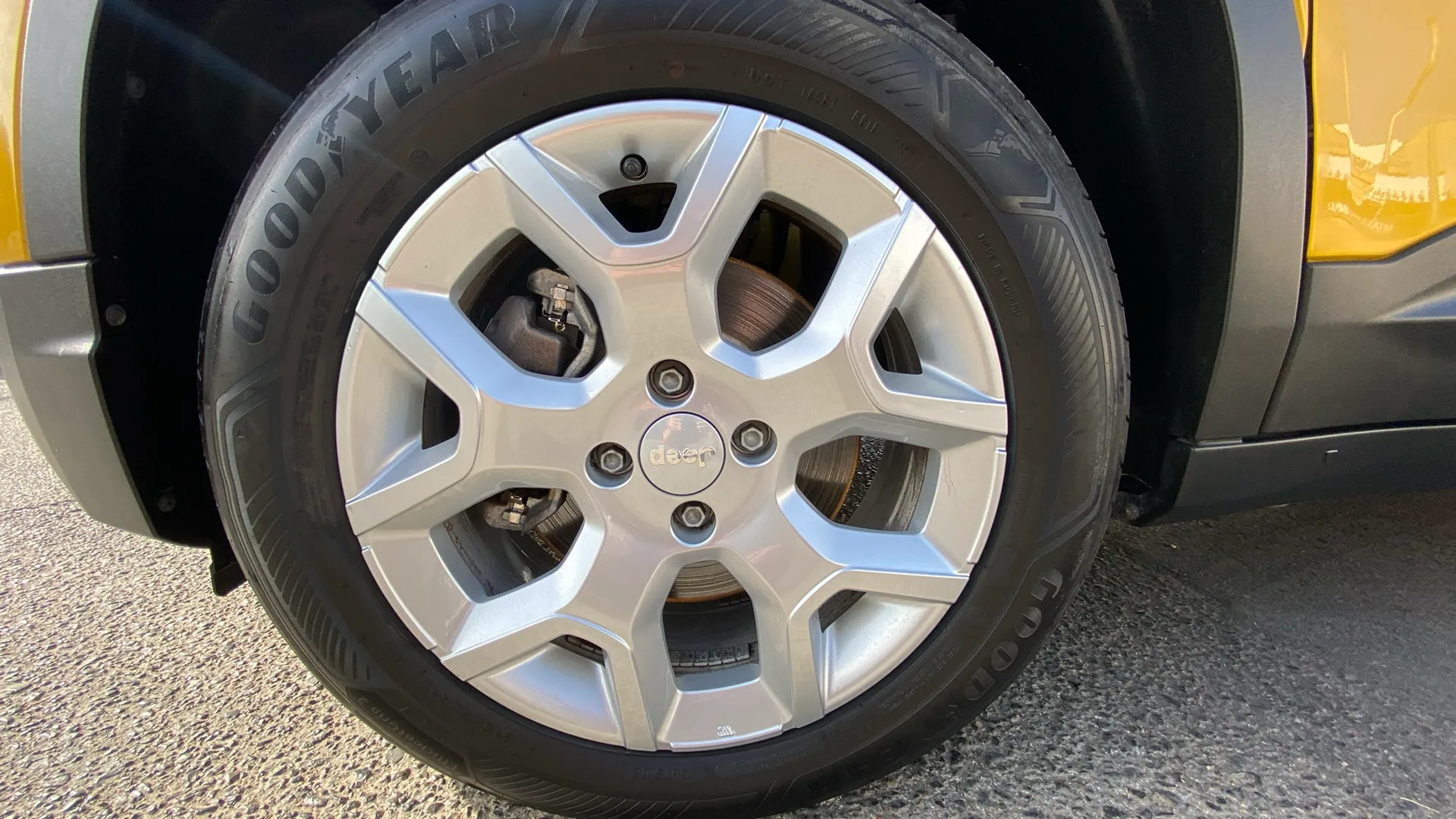 Jeep Avenger 1.2 eHybrid Altitude - foto 18
