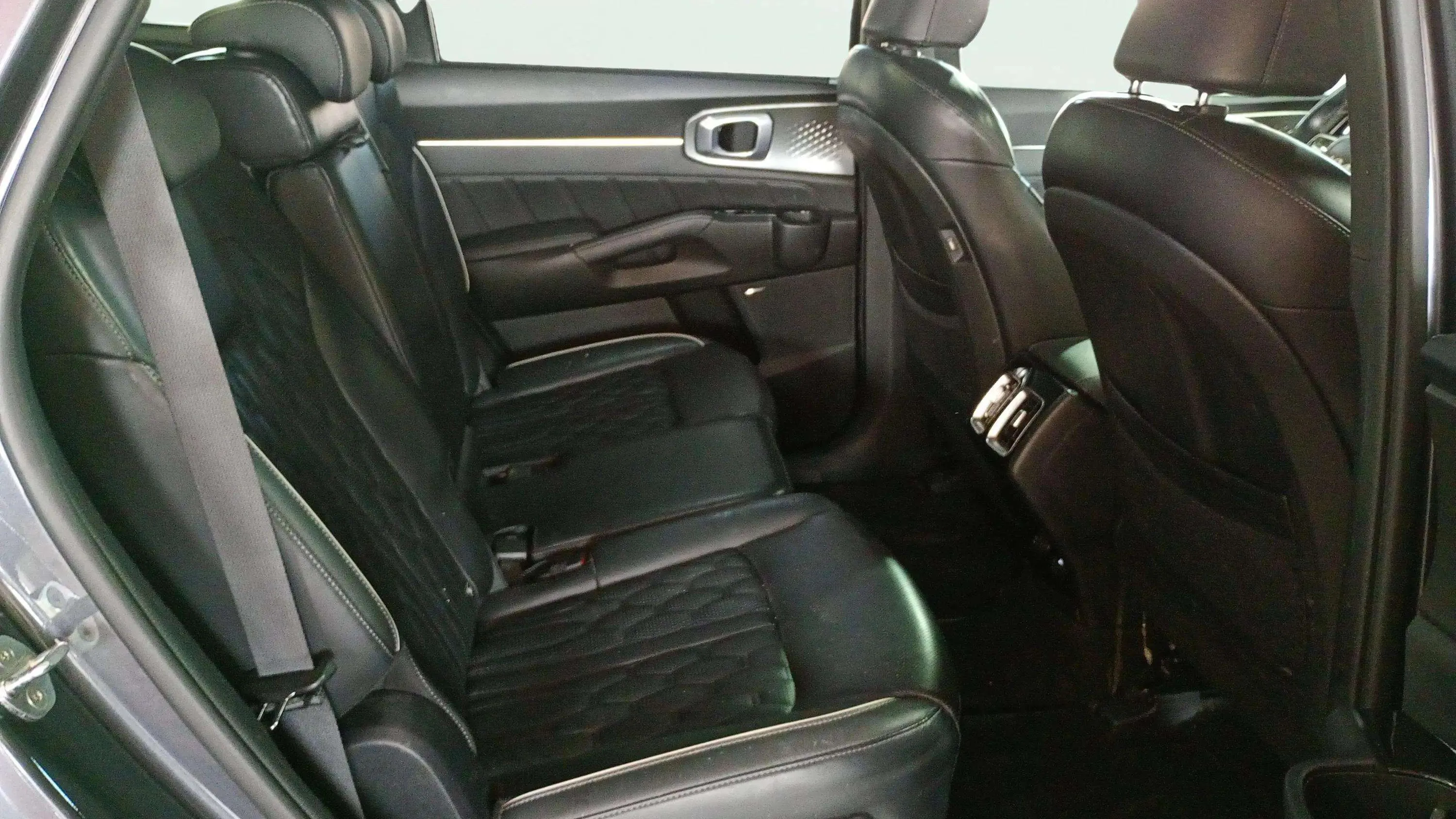 Kia Sorento 1.6 T-GDi HEV Emotion 4x2 7 plazas (P.Luxury) - foto 10