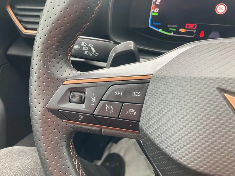 Cupra Formentor e-Hybrid 1.4 - foto 31