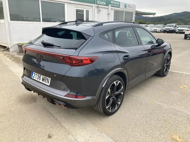 Cupra Formentor e-Hybrid 1.4 - foto 6