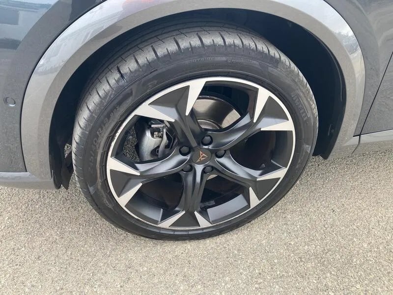 Cupra Formentor e-Hybrid 1.4 - foto 11