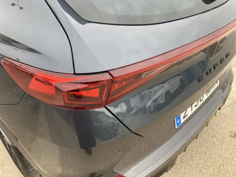 Cupra Formentor e-Hybrid 1.4 - foto 15