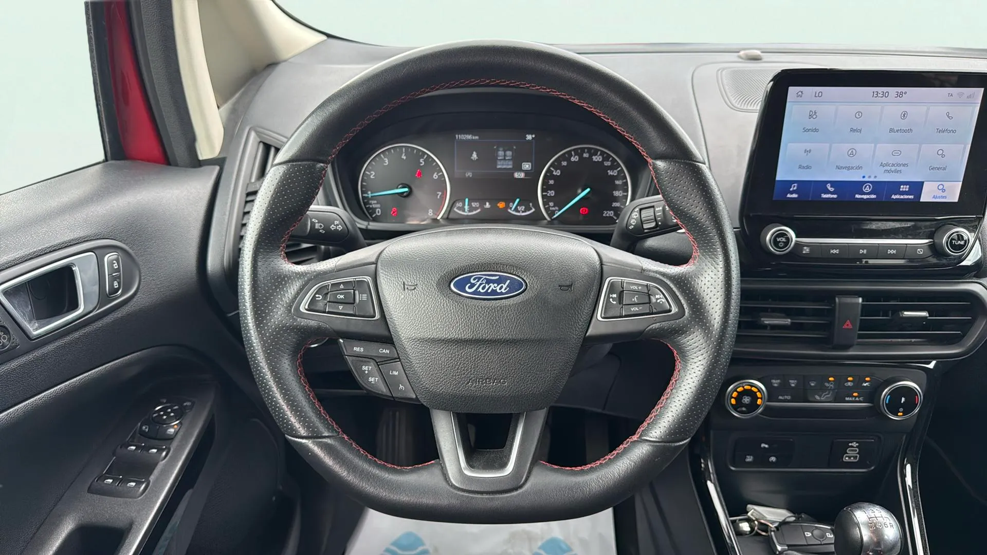 Ford EcoSport 1.0T EcoBoost ST Line - foto 10