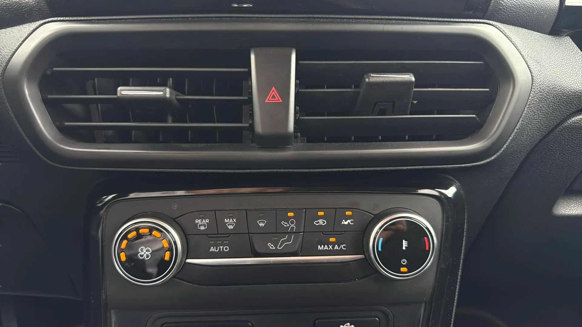 Ford EcoSport 1.0T EcoBoost ST Line - foto 16