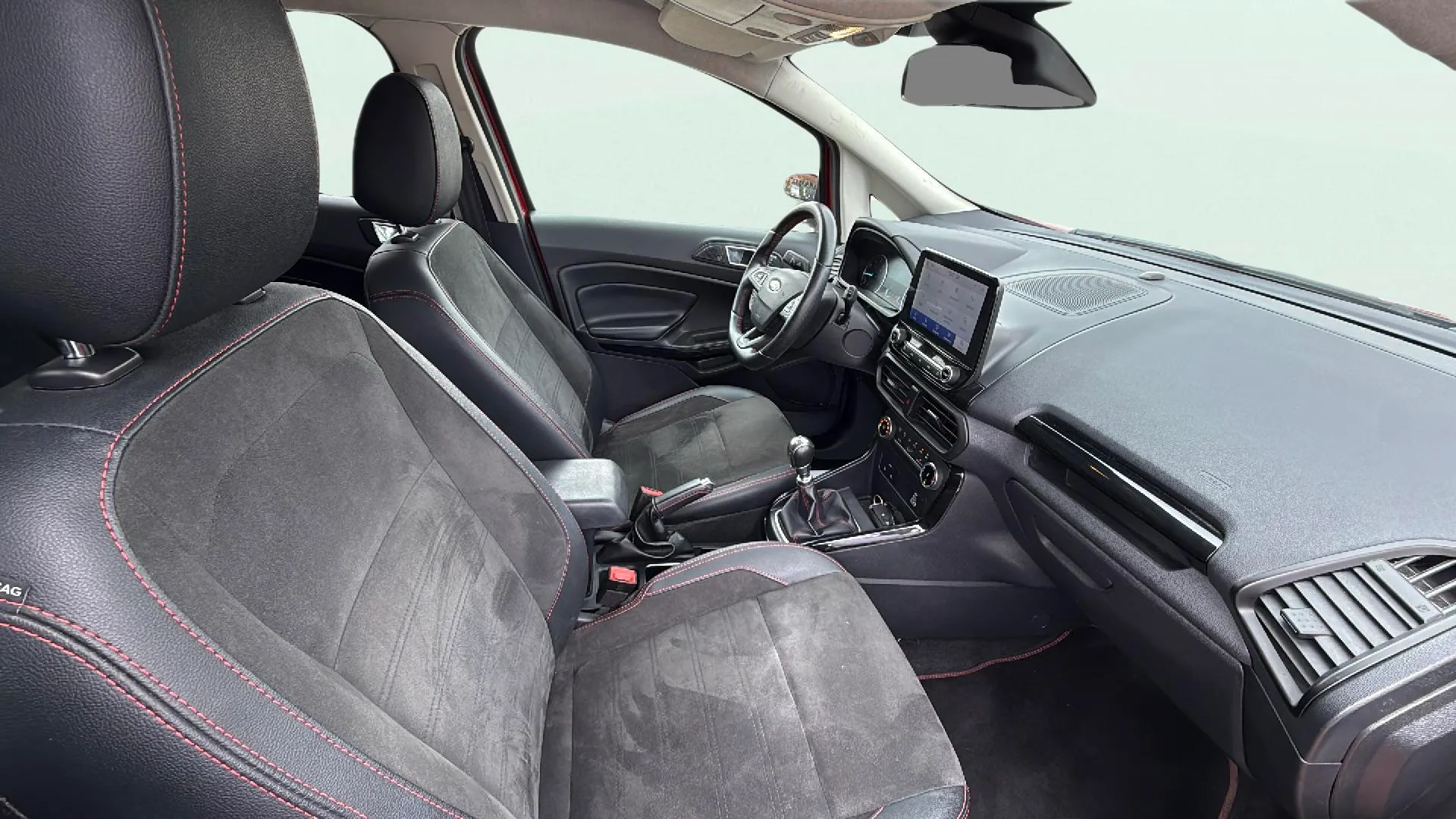 Ford EcoSport 1.0T EcoBoost ST Line - foto 18