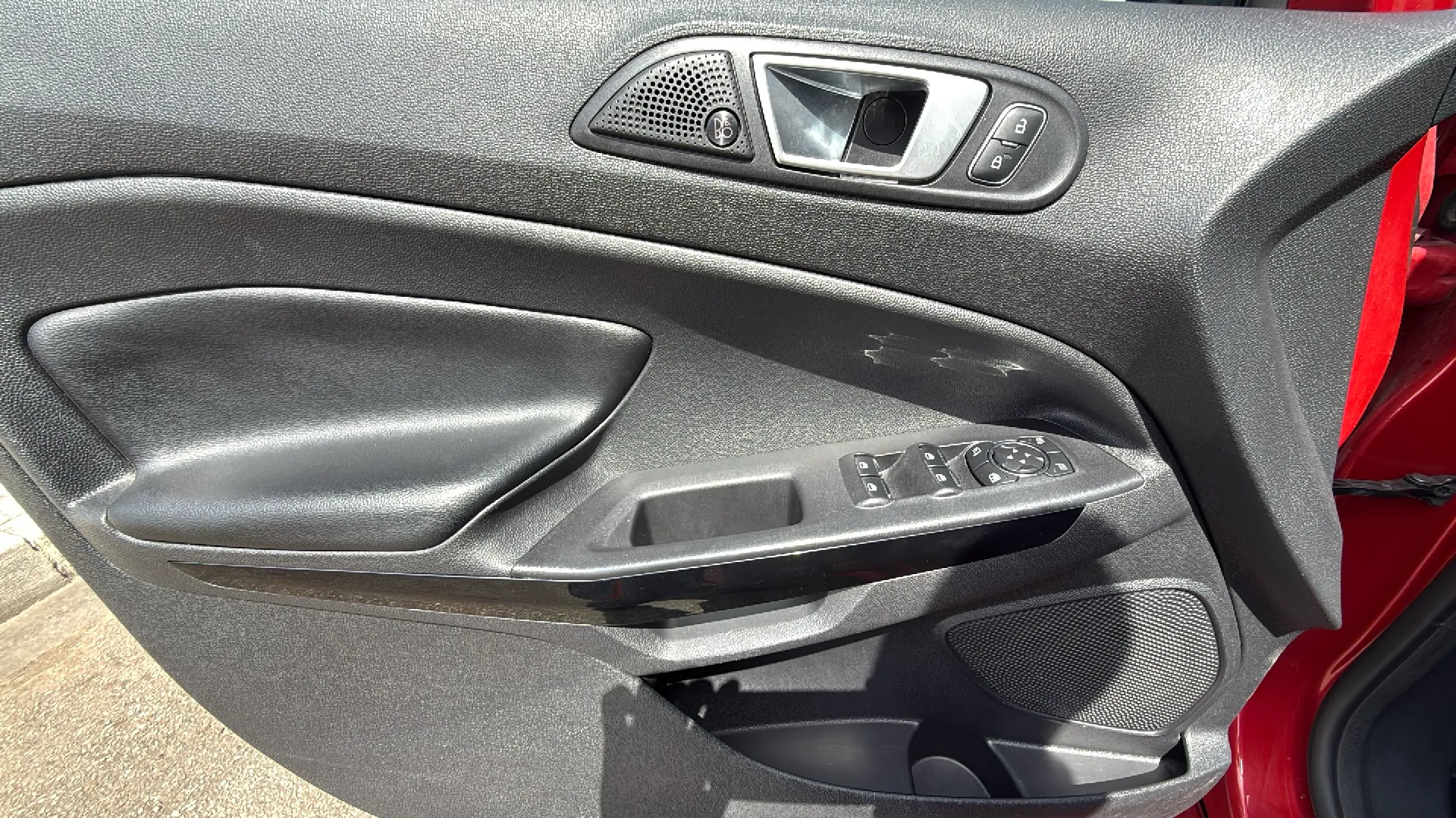 Ford EcoSport 1.0T EcoBoost ST Line - foto 9