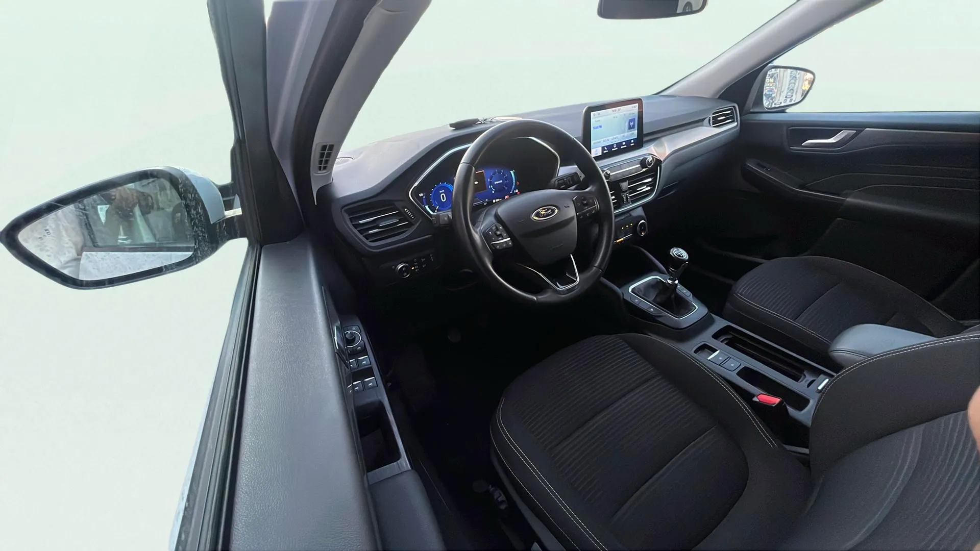 Ford Kuga Titanium 1.5T EcoBoost - foto 12