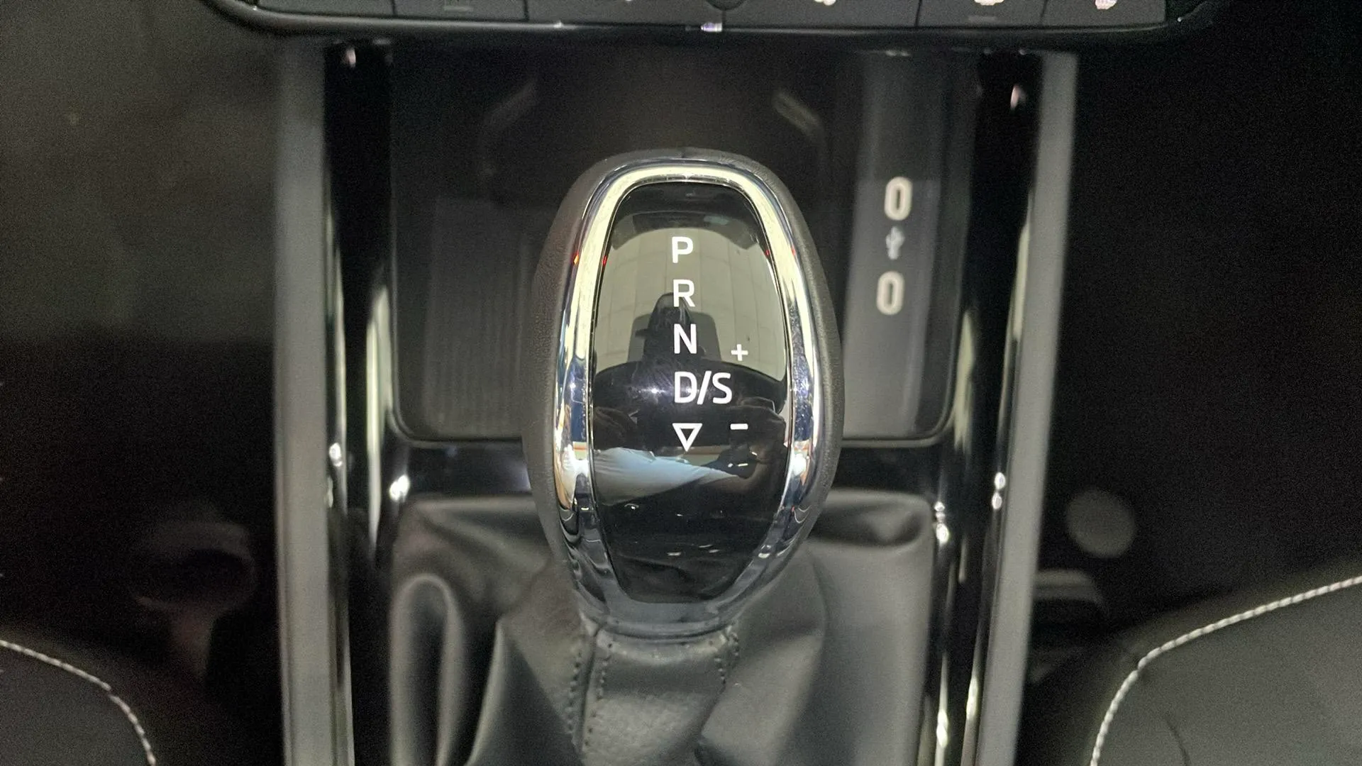 Škoda Kamiq 1.0 TSI DSG Monte Carlo - foto 21