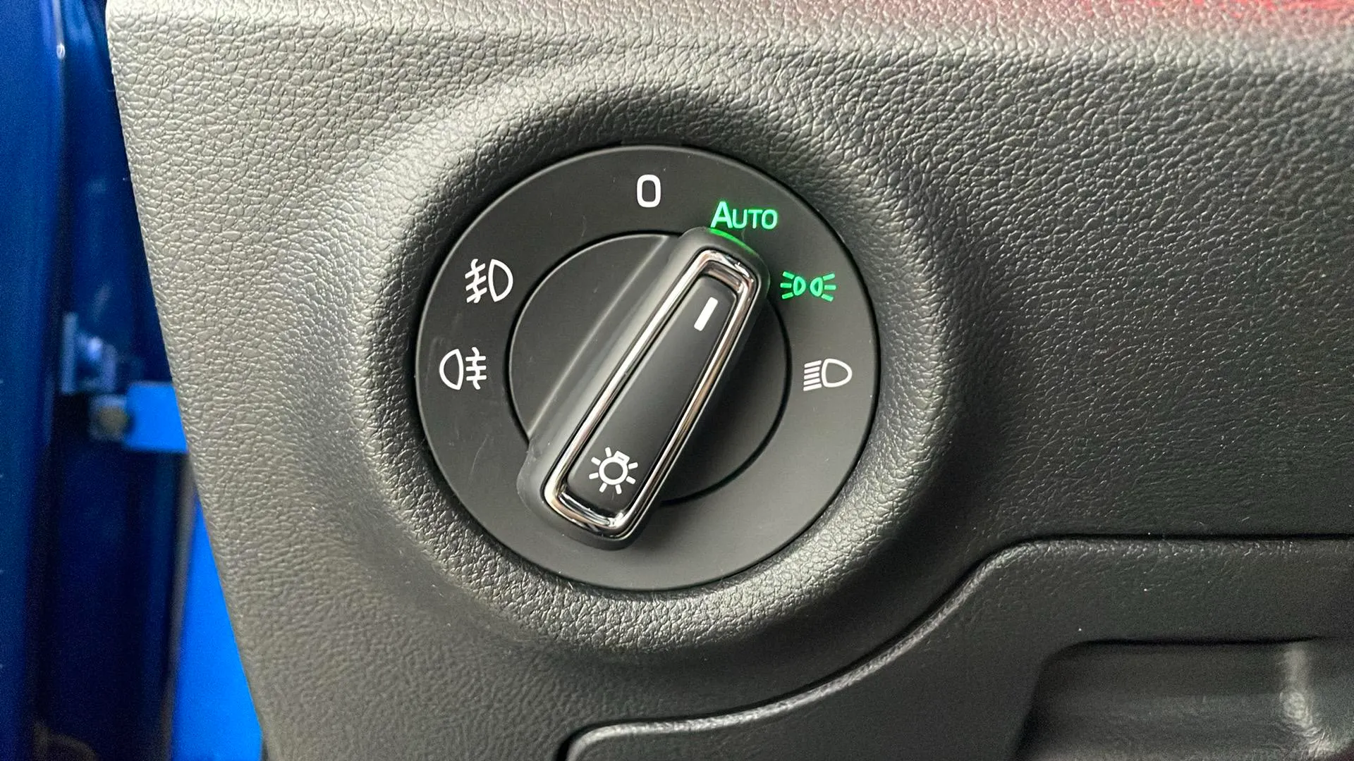 Škoda Kamiq 1.0 TSI DSG Monte Carlo - foto 31