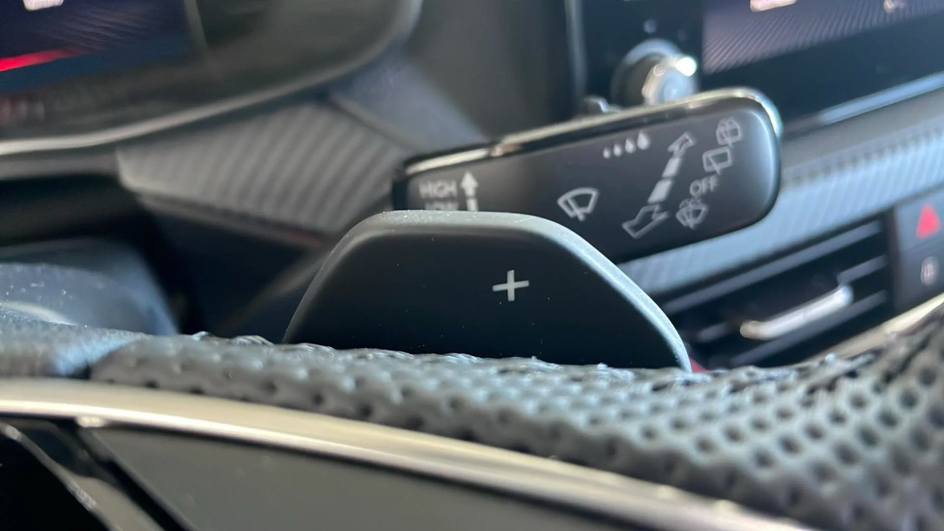 Škoda Kamiq 1.0 TSI DSG Monte Carlo - foto 22