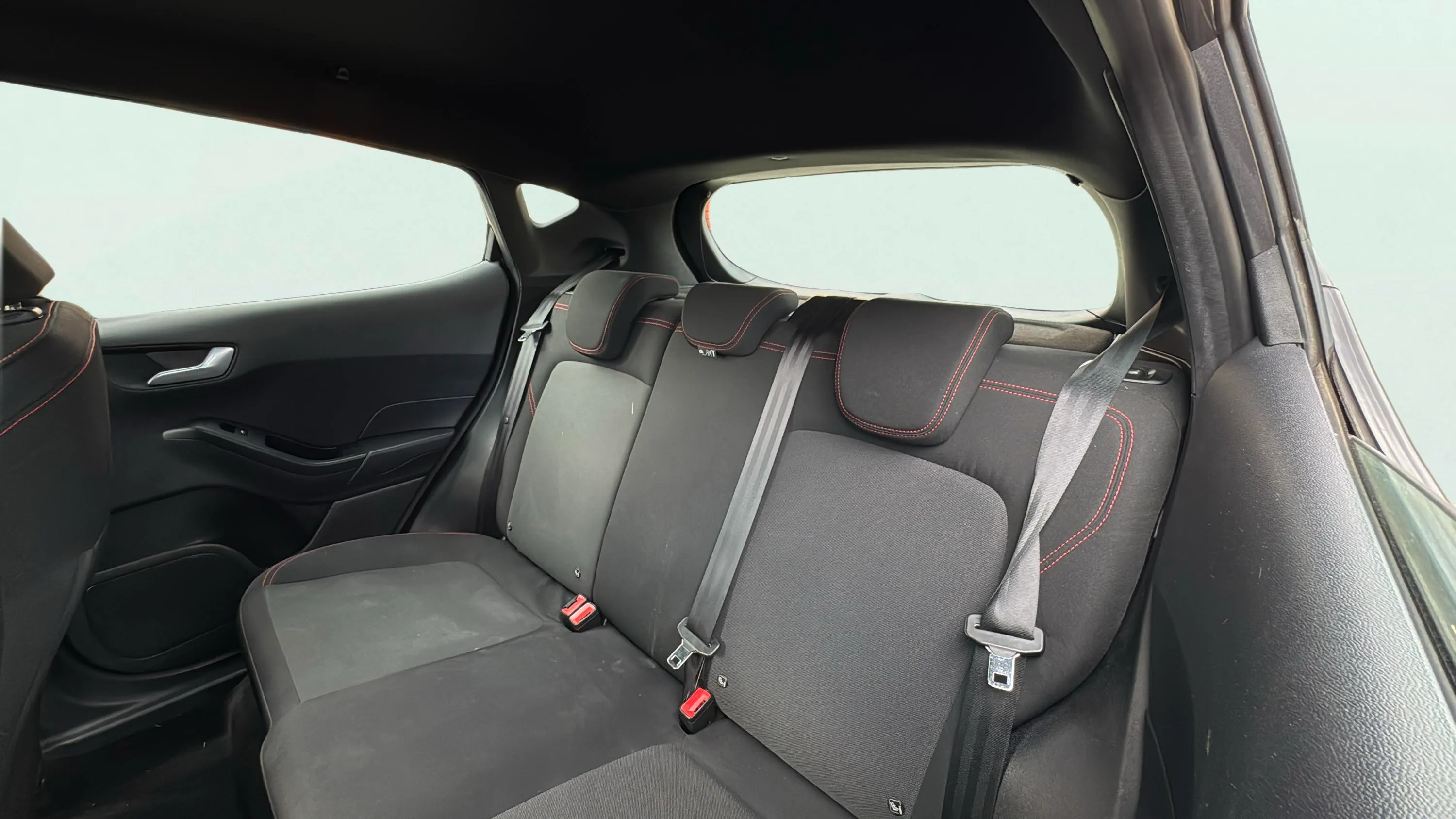 Ford Fiesta 1.0 EcoBoost MHEV ST-Line - foto 12
