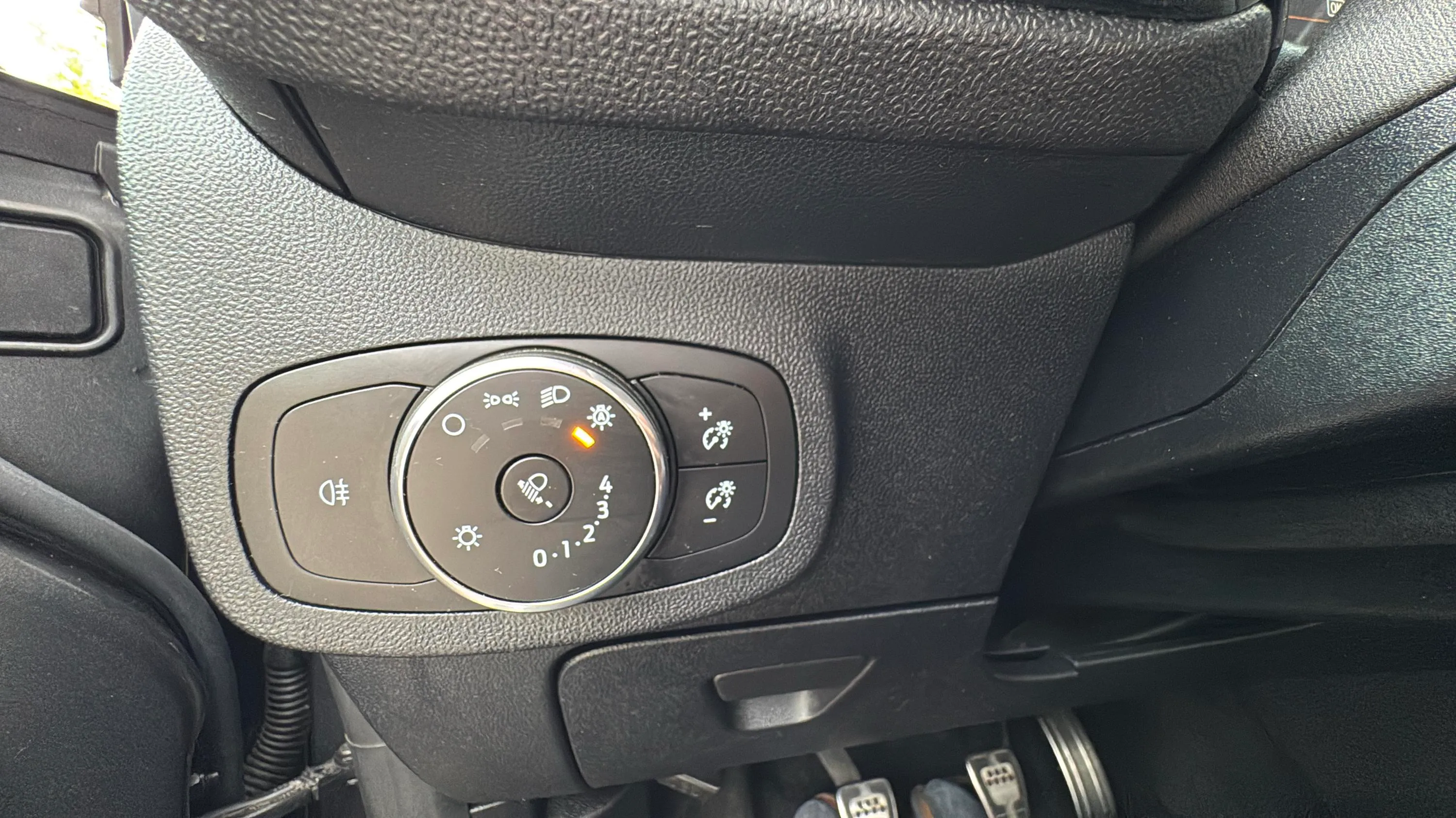 Ford Fiesta 1.0 EcoBoost MHEV ST-Line - foto 18