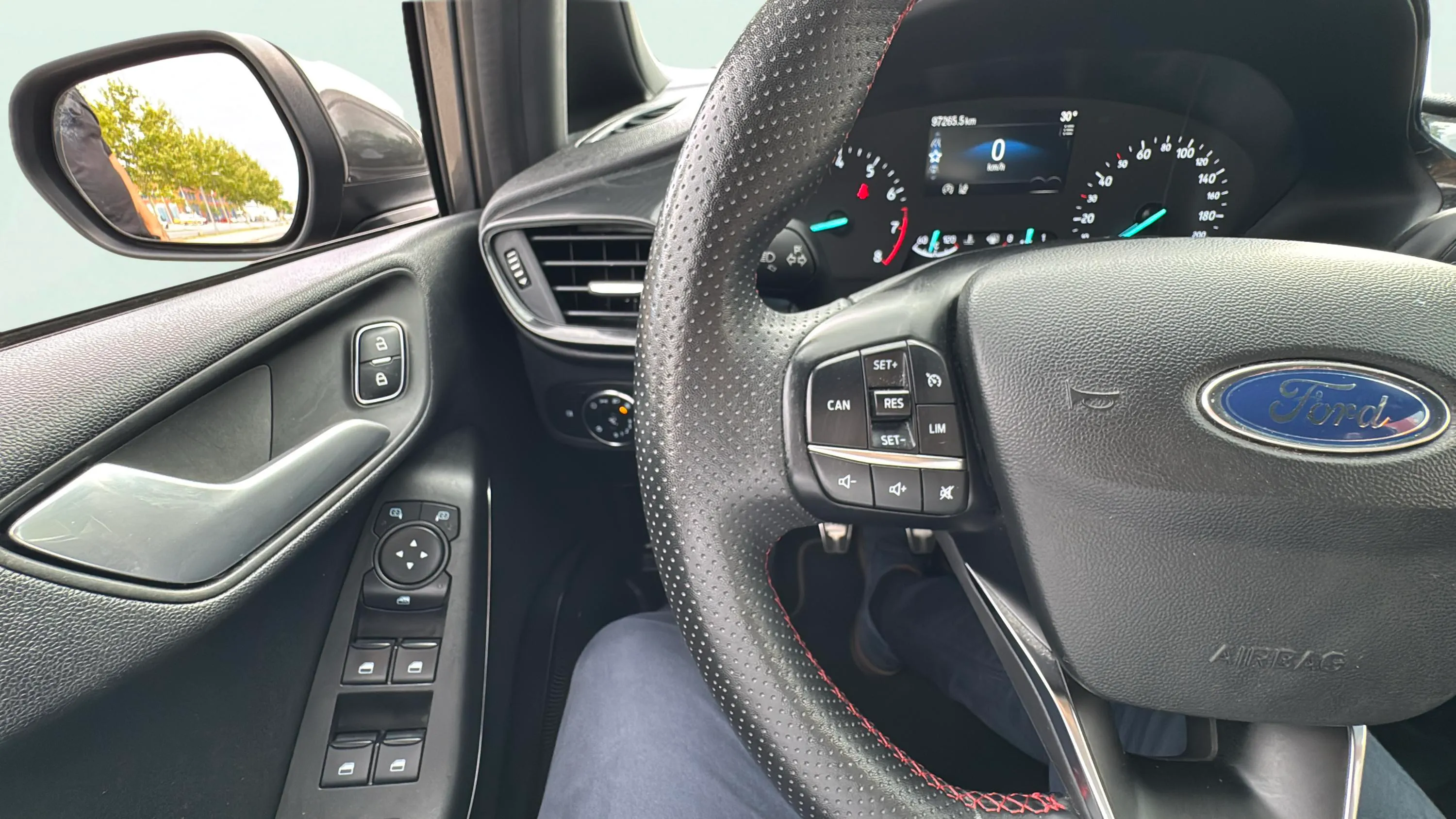 Ford Fiesta 1.0 EcoBoost MHEV ST-Line - foto 15
