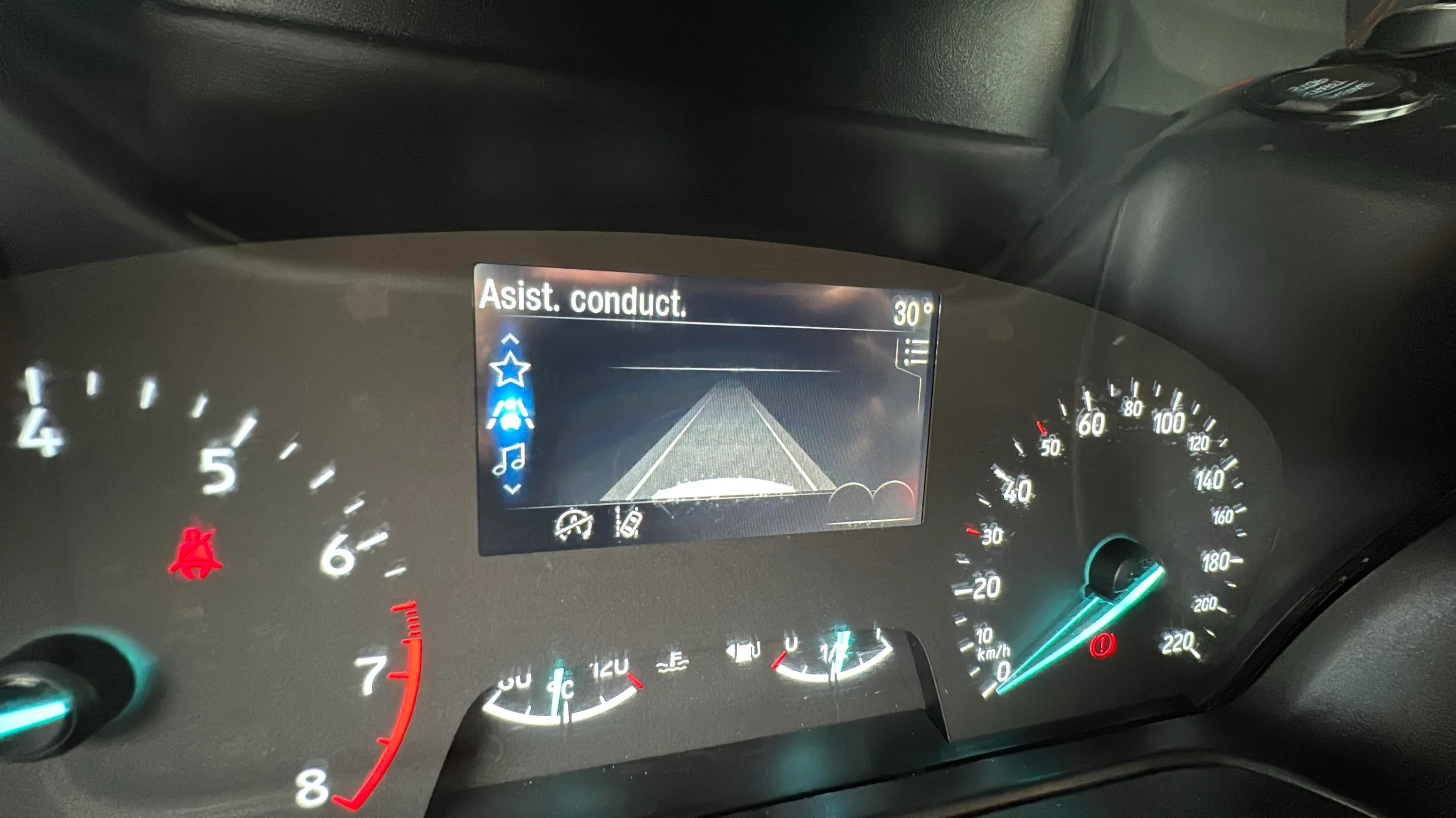 Ford Fiesta 1.0 EcoBoost MHEV ST-Line - foto 27