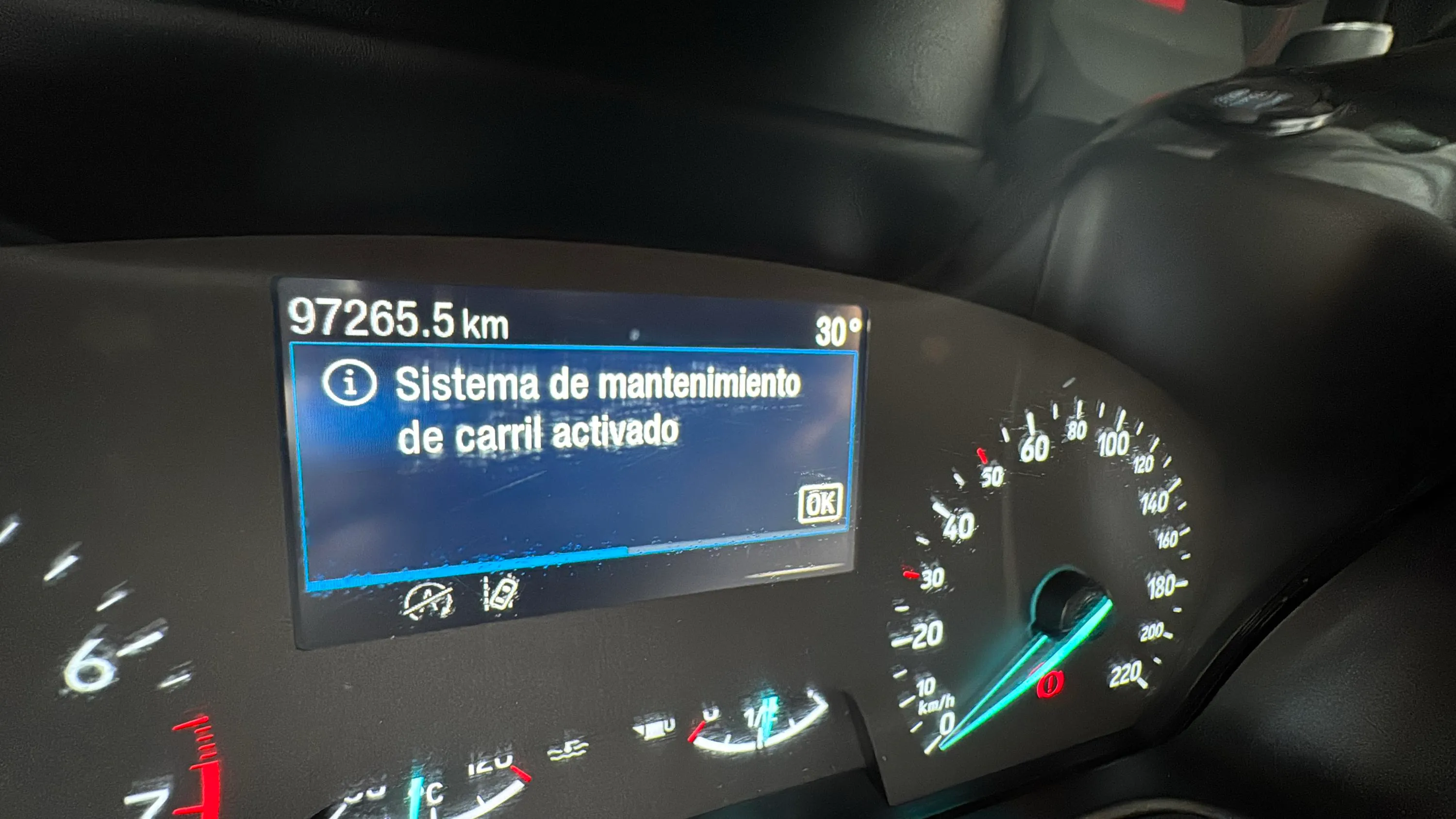 Ford Fiesta 1.0 EcoBoost MHEV ST-Line - foto 26