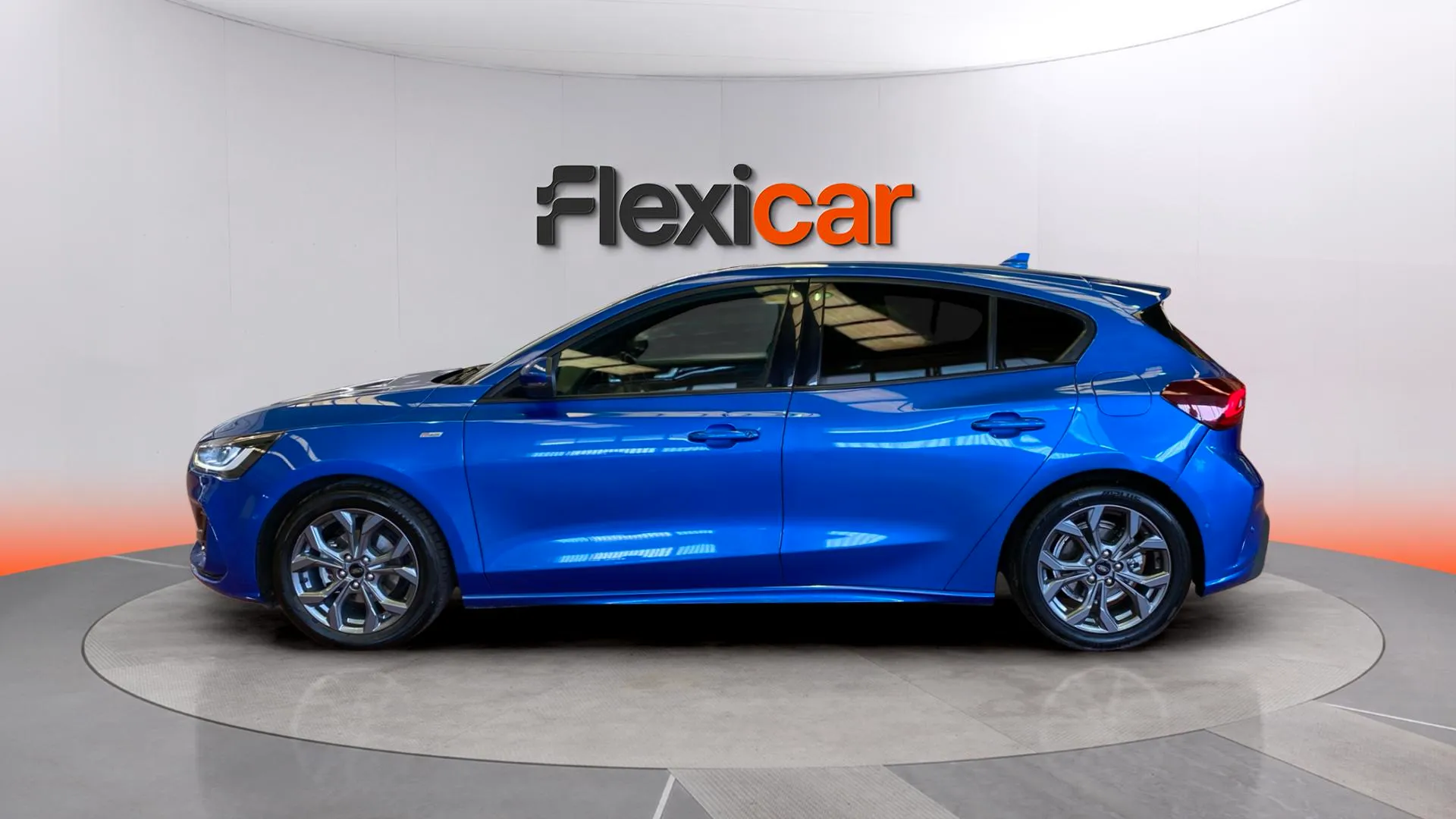 Ford Focus 1.0 EcoBoost MHEV ST-Line Design SIP - foto 4