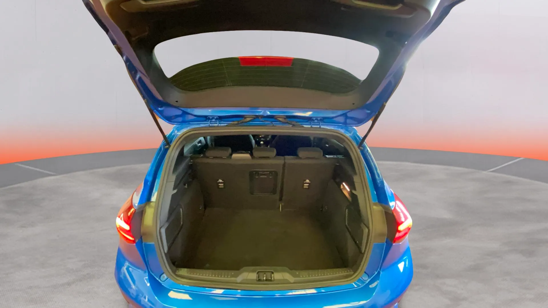Ford Focus 1.0 EcoBoost MHEV ST-Line Design SIP - foto 9