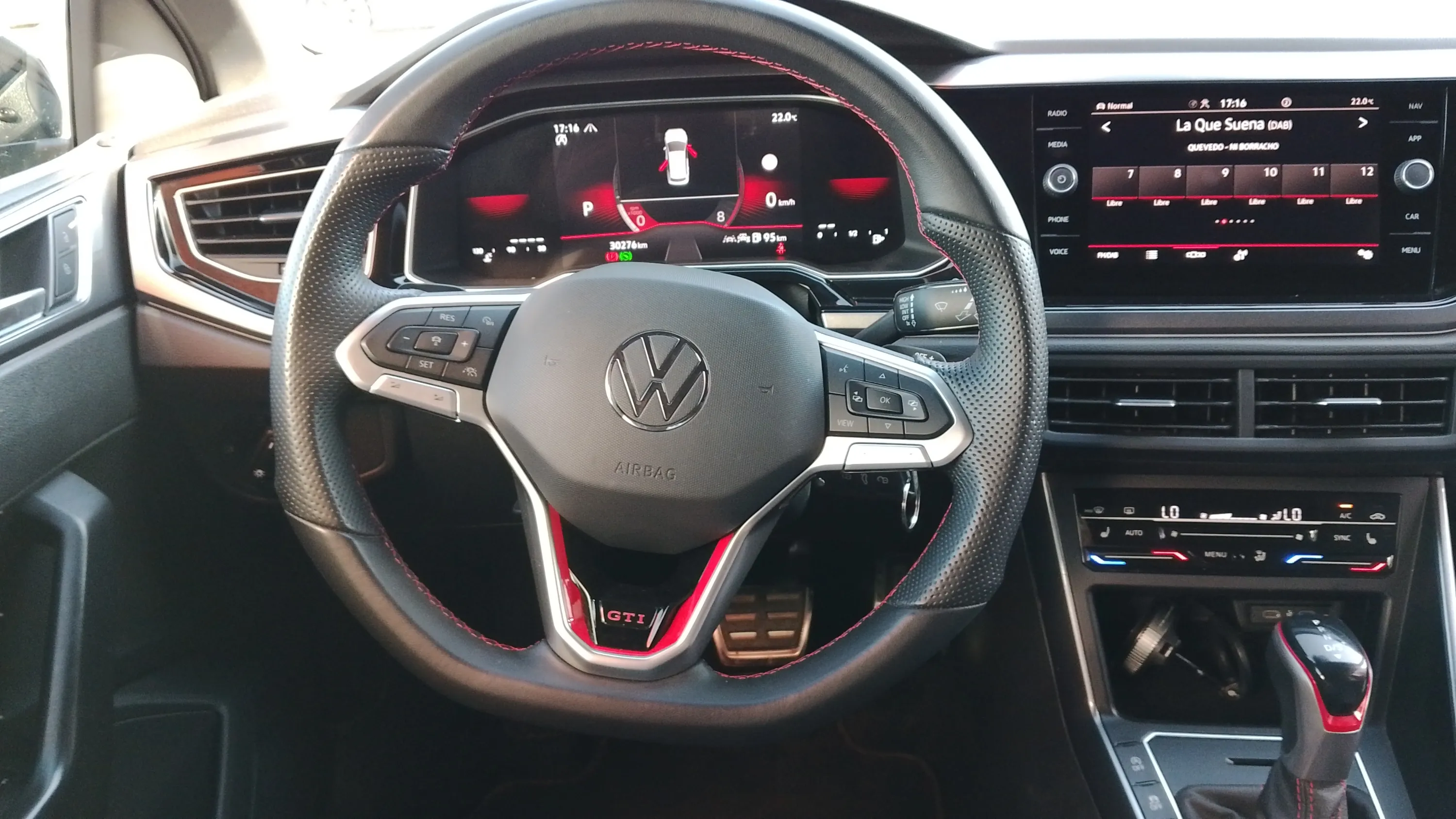 Volkswagen Polo GTI 2.0 TSI DSG - foto 8
