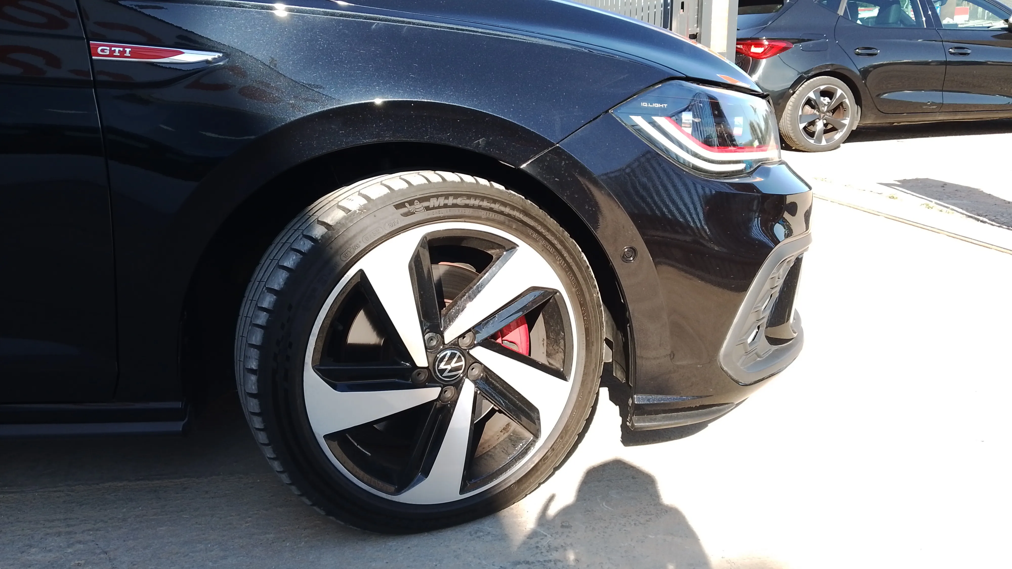 Volkswagen Polo GTI 2.0 TSI DSG - foto 14