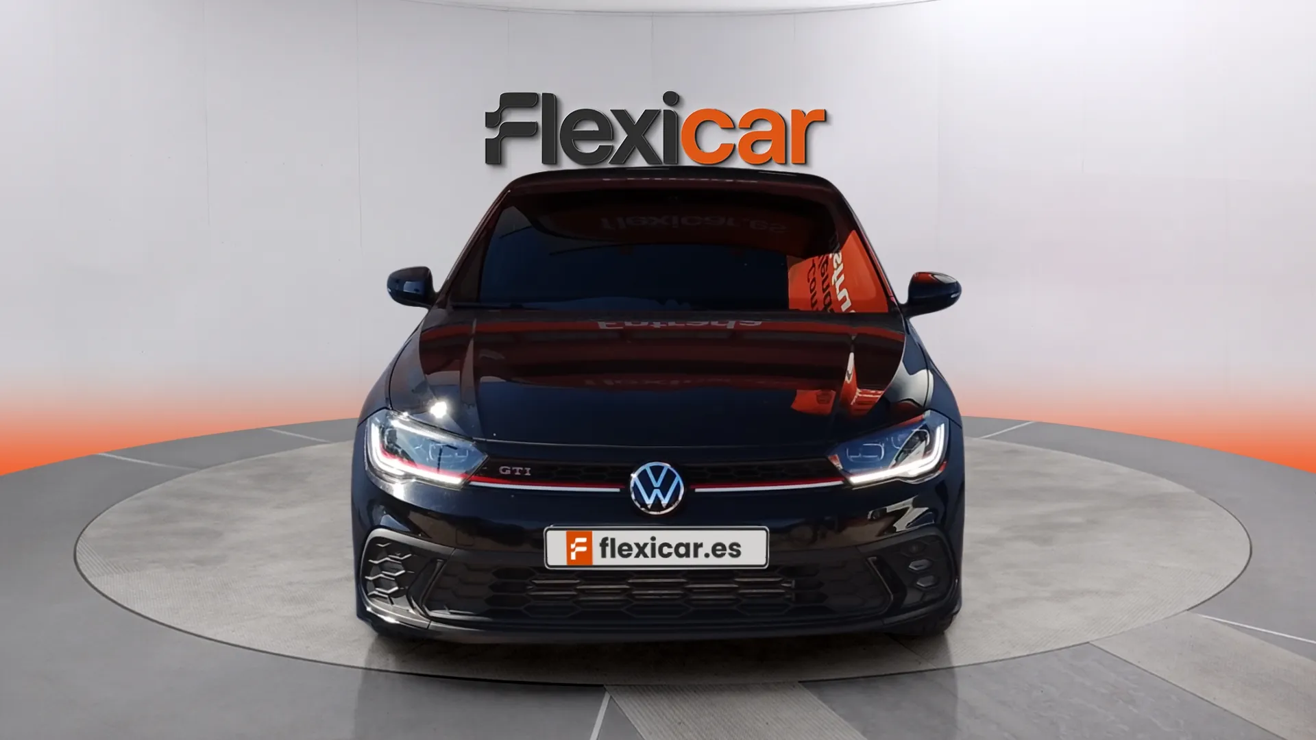 Volkswagen Polo GTI 2.0 TSI DSG - foto 2