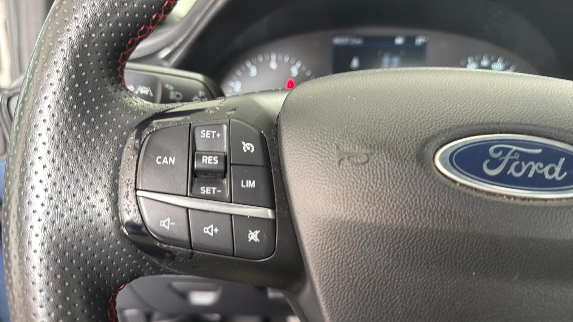 Ford Fiesta 1.0 EcoBoost MHEV ST-Line X - foto 10