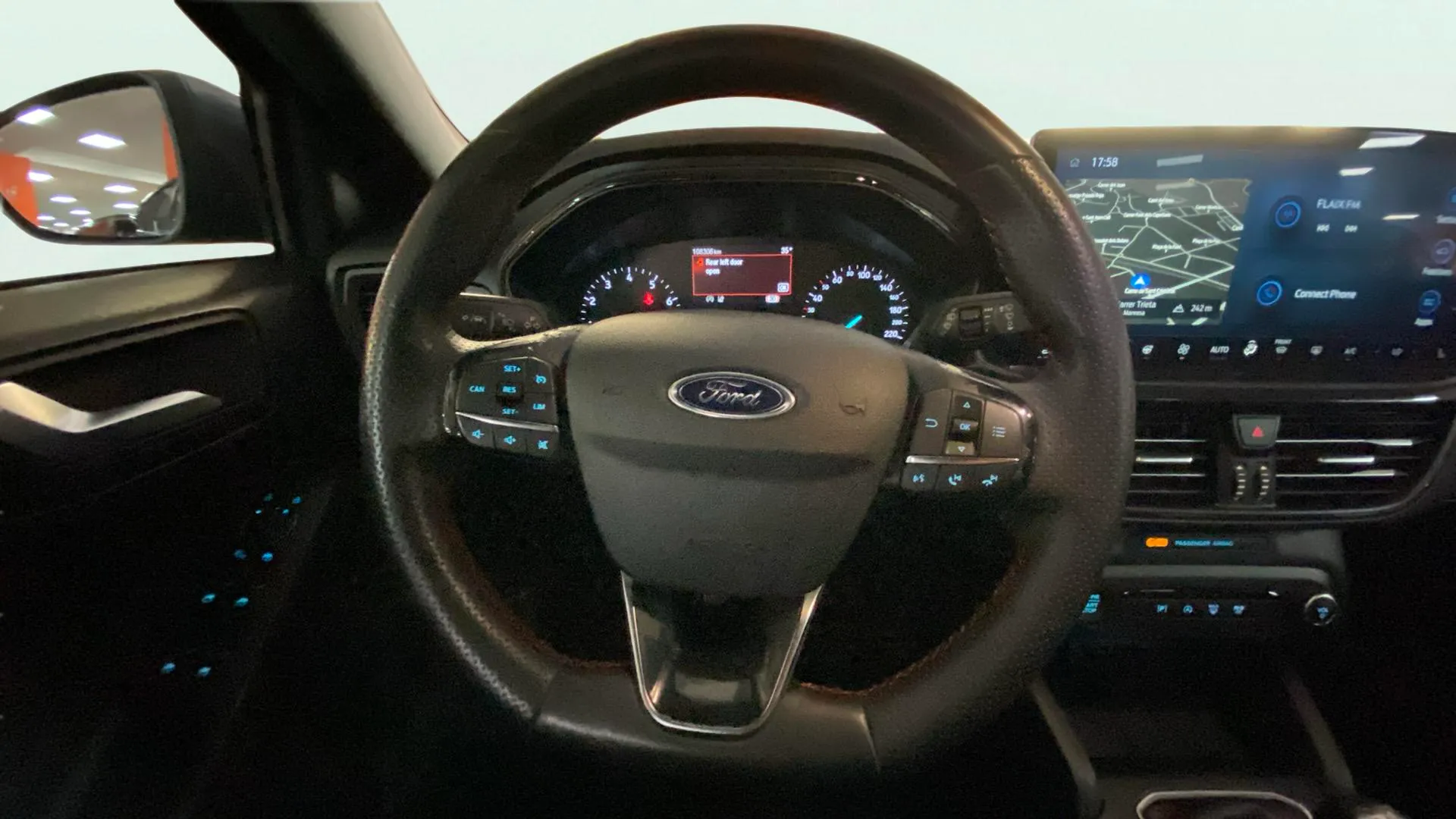 Ford Focus 1.0 EcoBoost MHEV ST-Line - foto 8