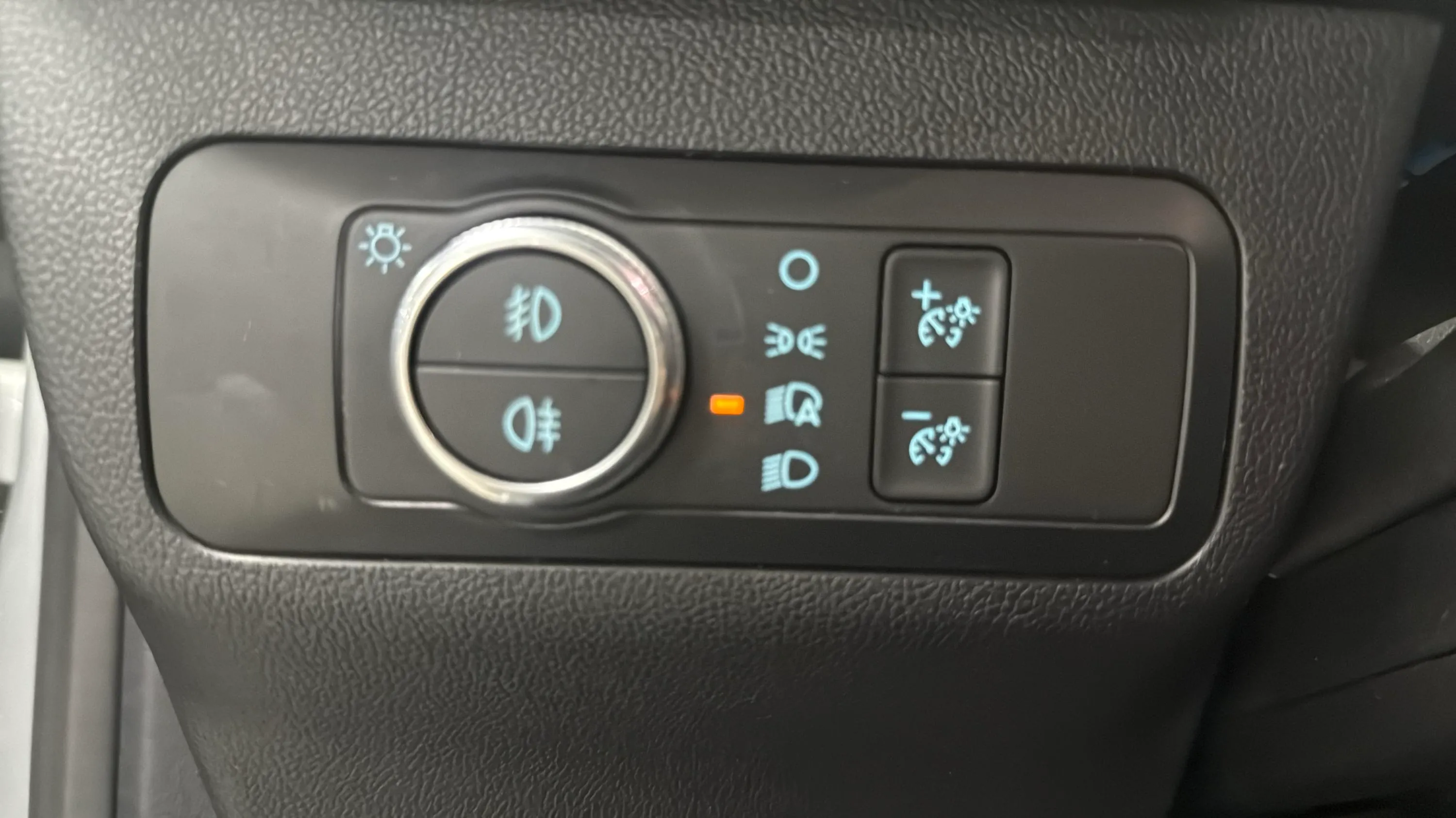 Ford Kuga ST-Line 1.5 EcoBlue - foto 12