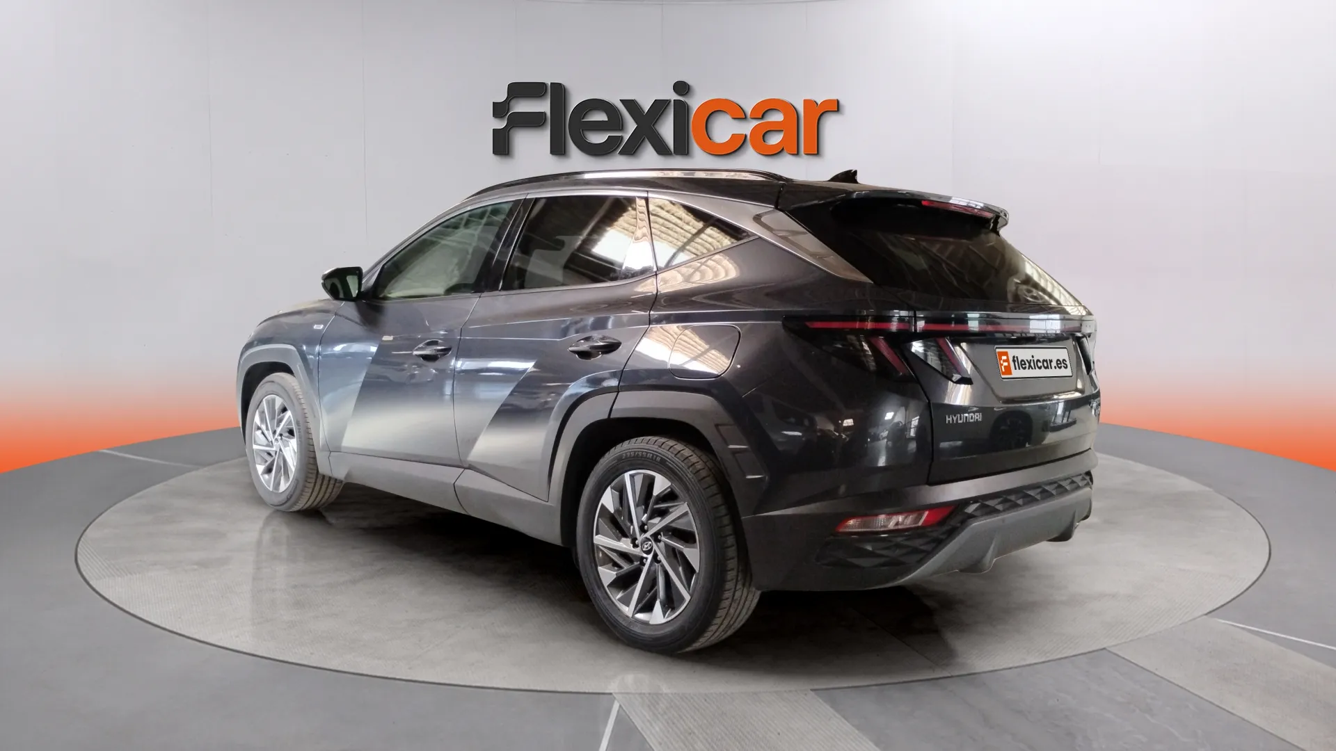 Hyundai Tucson 1.6 T-GDi 48V Tecno Sky DCT - foto 8