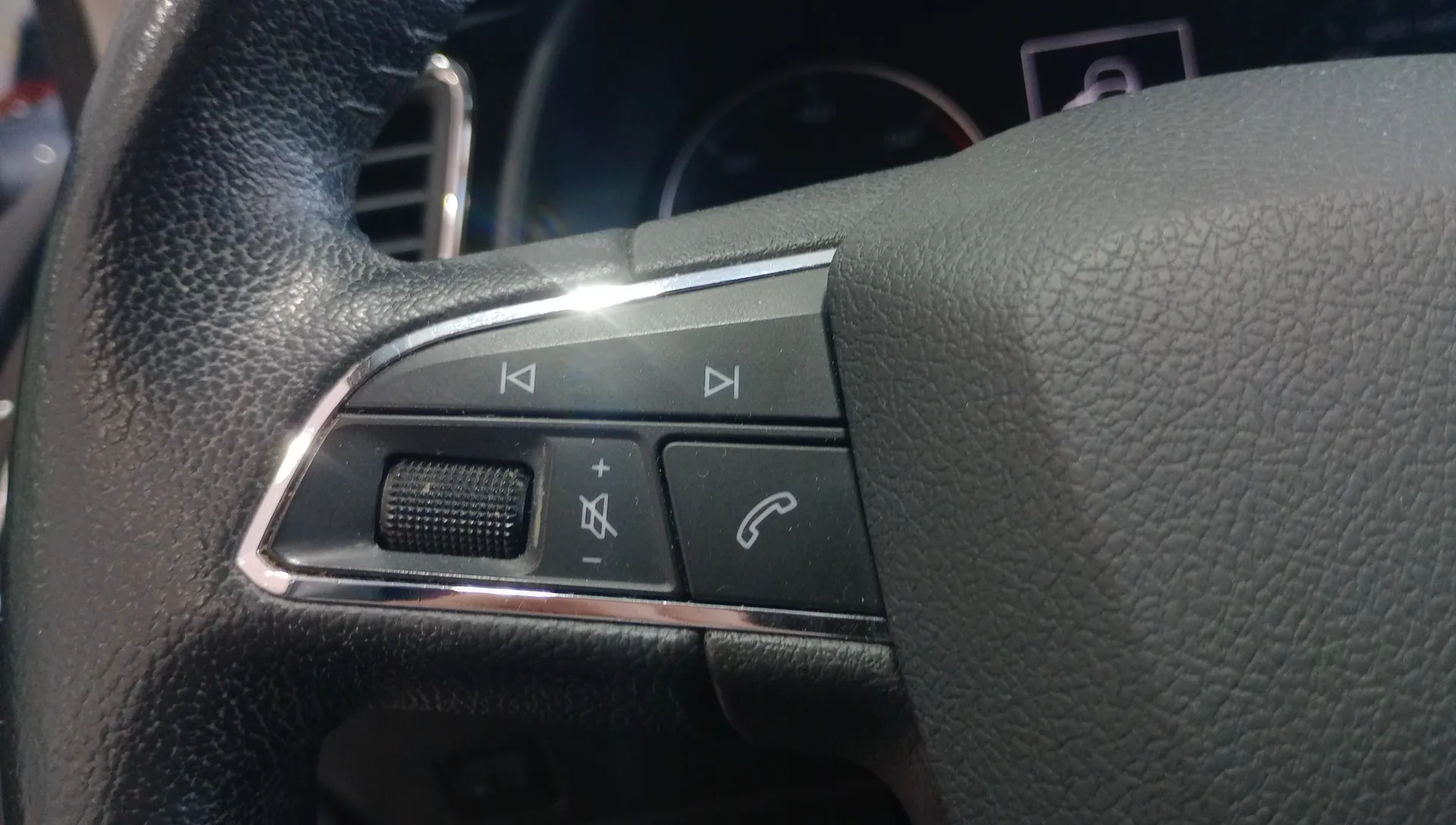 SEAT León 1.6 TDI Reference - foto 14