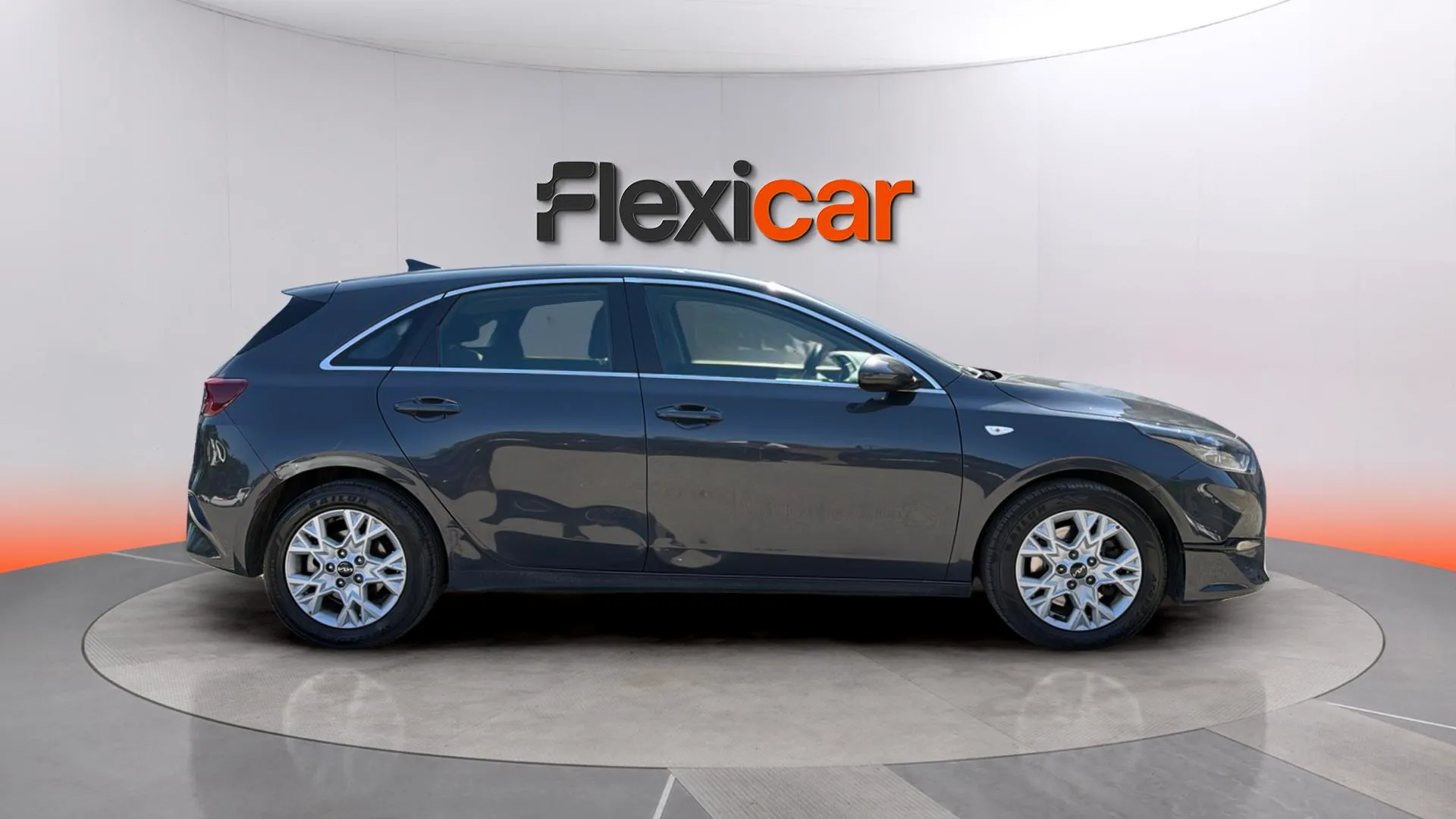 Kia Ceed 1.6 MHEV iMT Drive - foto 8