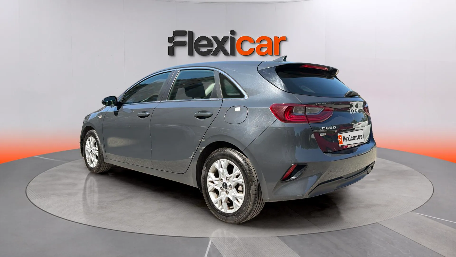 Kia Ceed 1.6 MHEV iMT Drive - foto 5