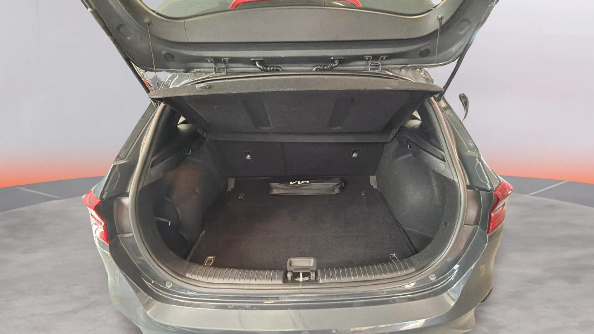 Kia Ceed 1.6 MHEV iMT Drive - foto 9