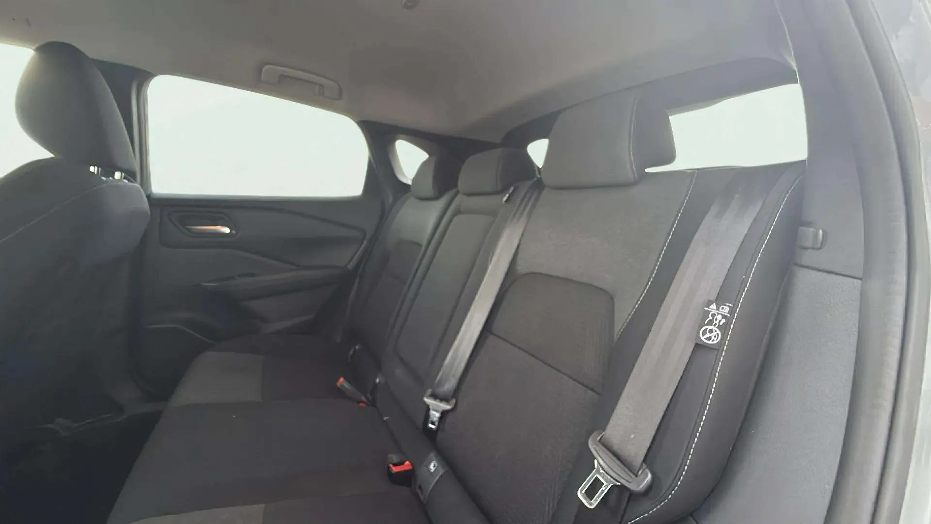Nissan Qashqai DIG-T mHEV Xtronic Tekna - foto 19