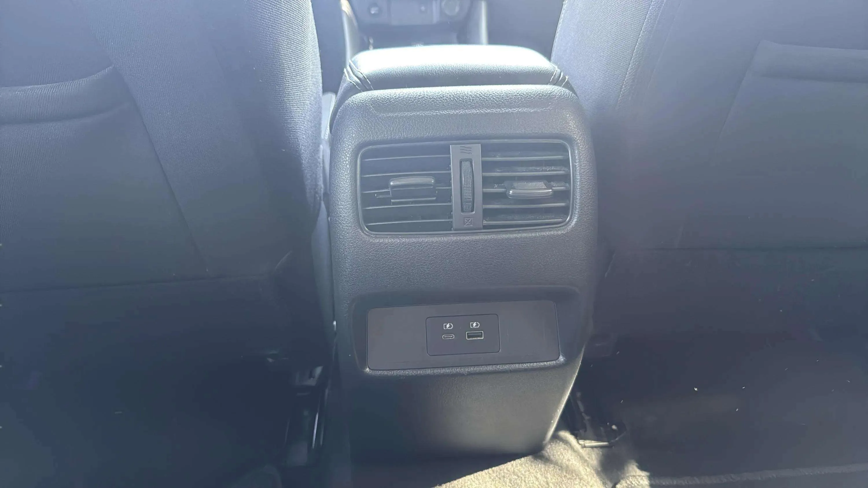 Nissan Qashqai DIG-T Xtronic N-Connecta - foto 28