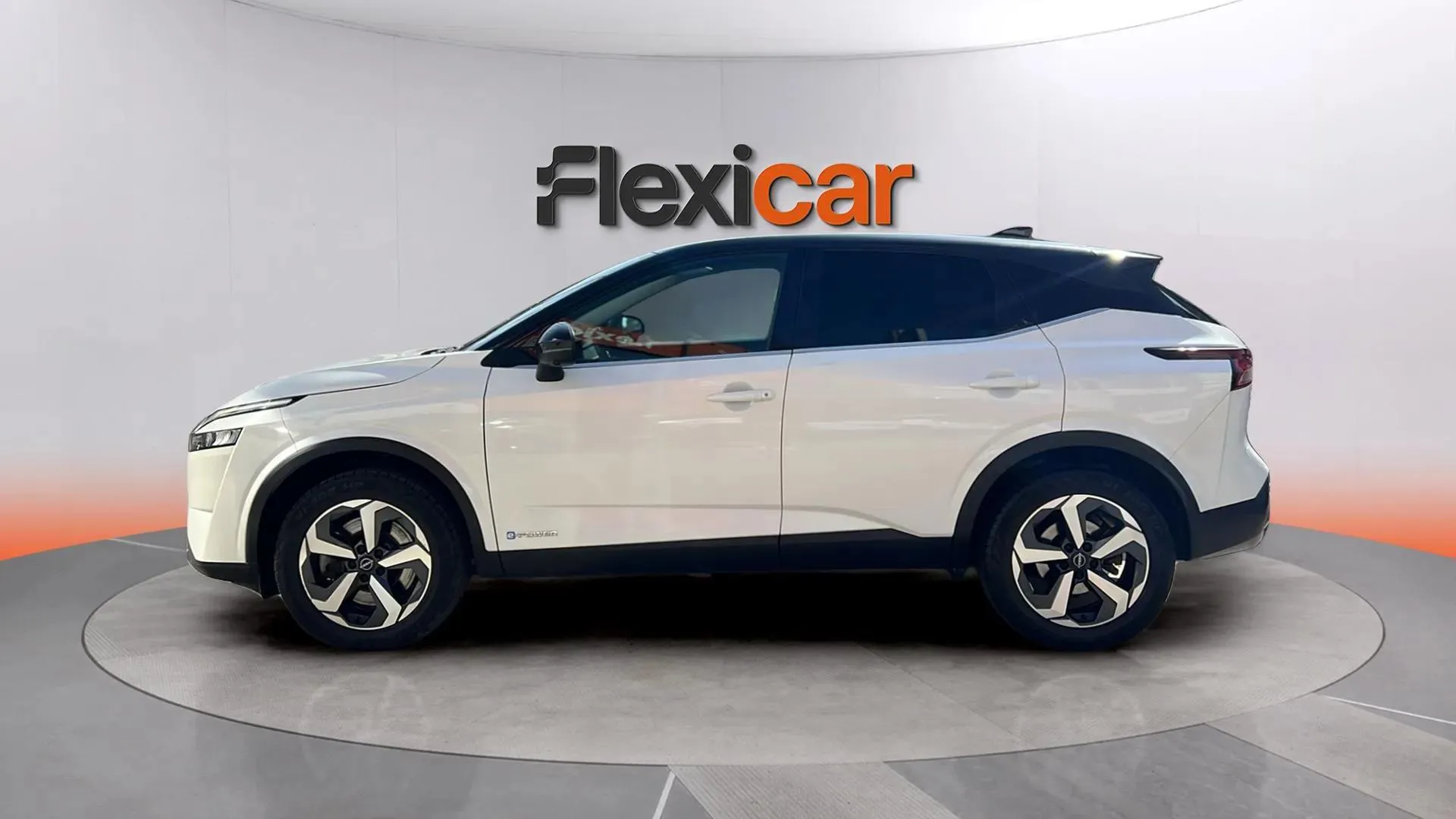 Nissan Qashqai DIG-T N-Connecta - foto 3
