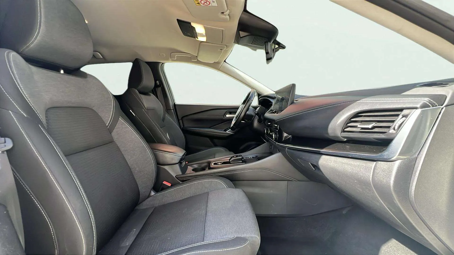 Nissan Qashqai DIG-T N-Connecta - foto 9