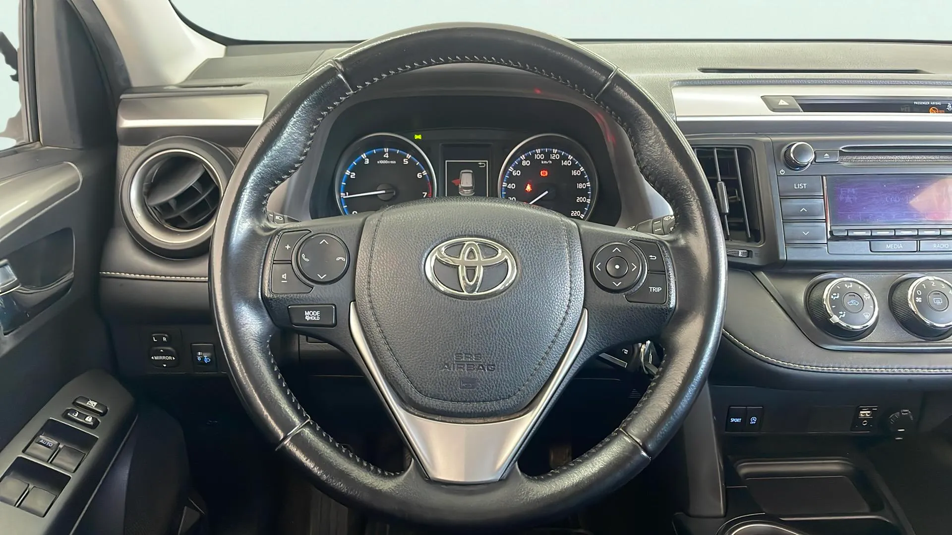 Toyota RAV4 2.0D 150D 2WD Advance - foto 6
