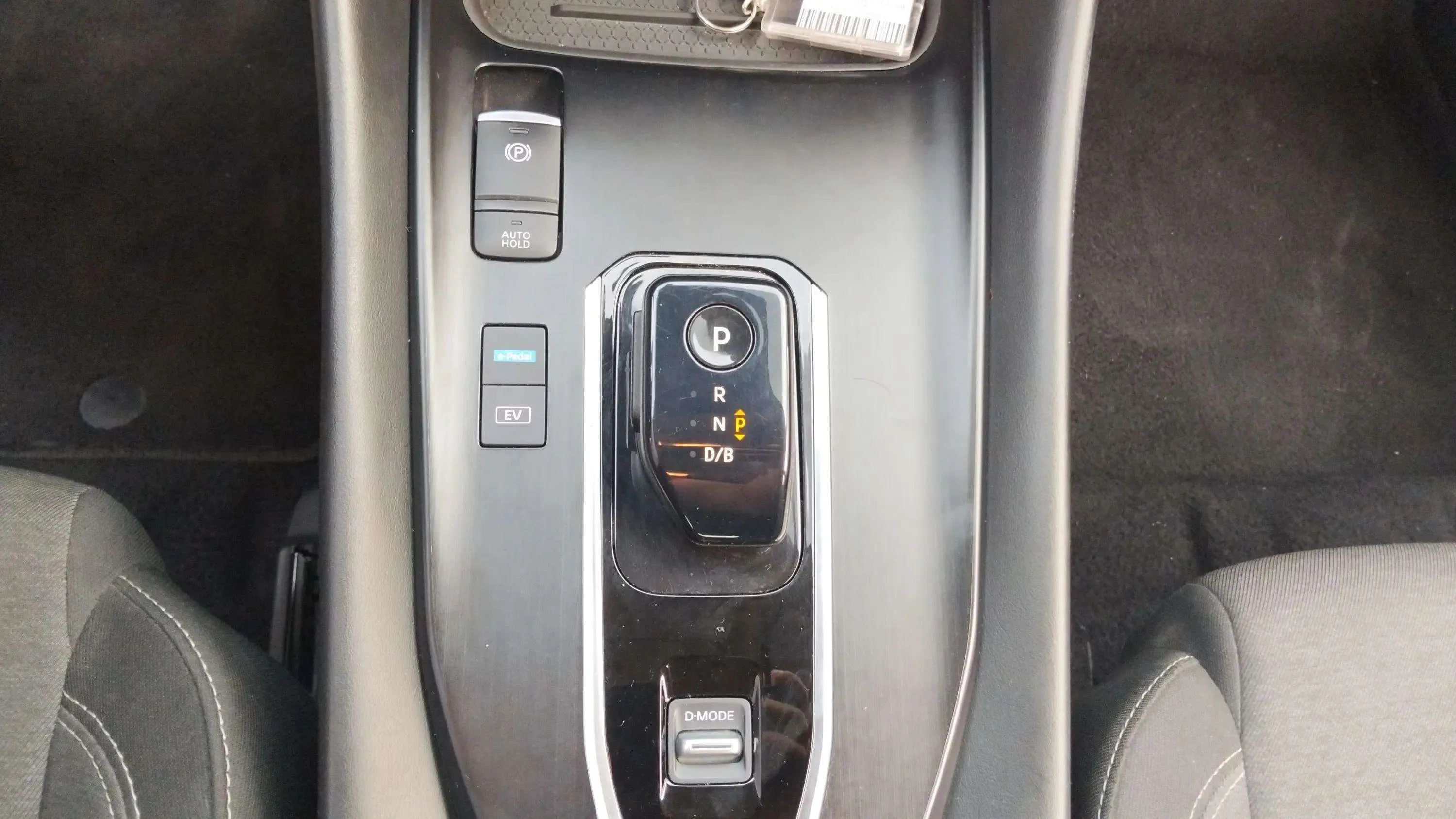 Nissan Qashqai E-POWER Tekna - foto 17