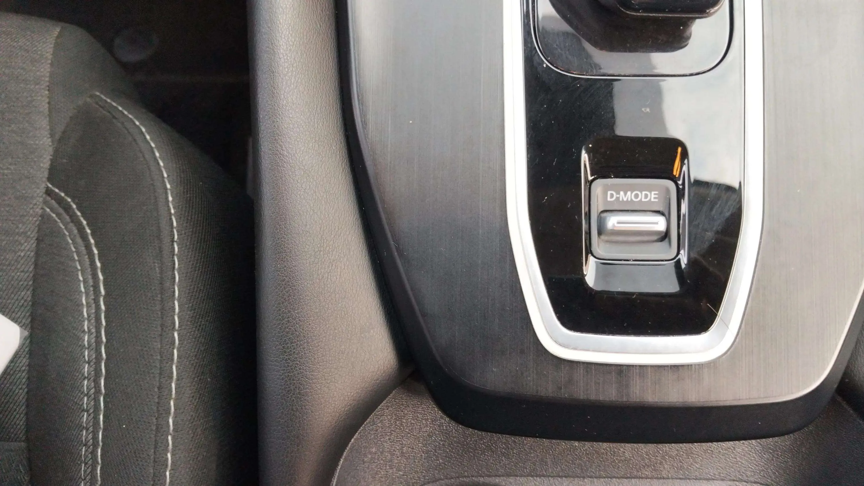 Nissan Qashqai E-POWER Tekna - foto 18