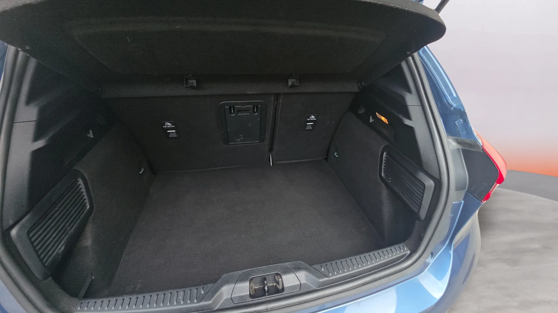 Ford Focus 1.0 EcoBoost MHEV Active - foto 9