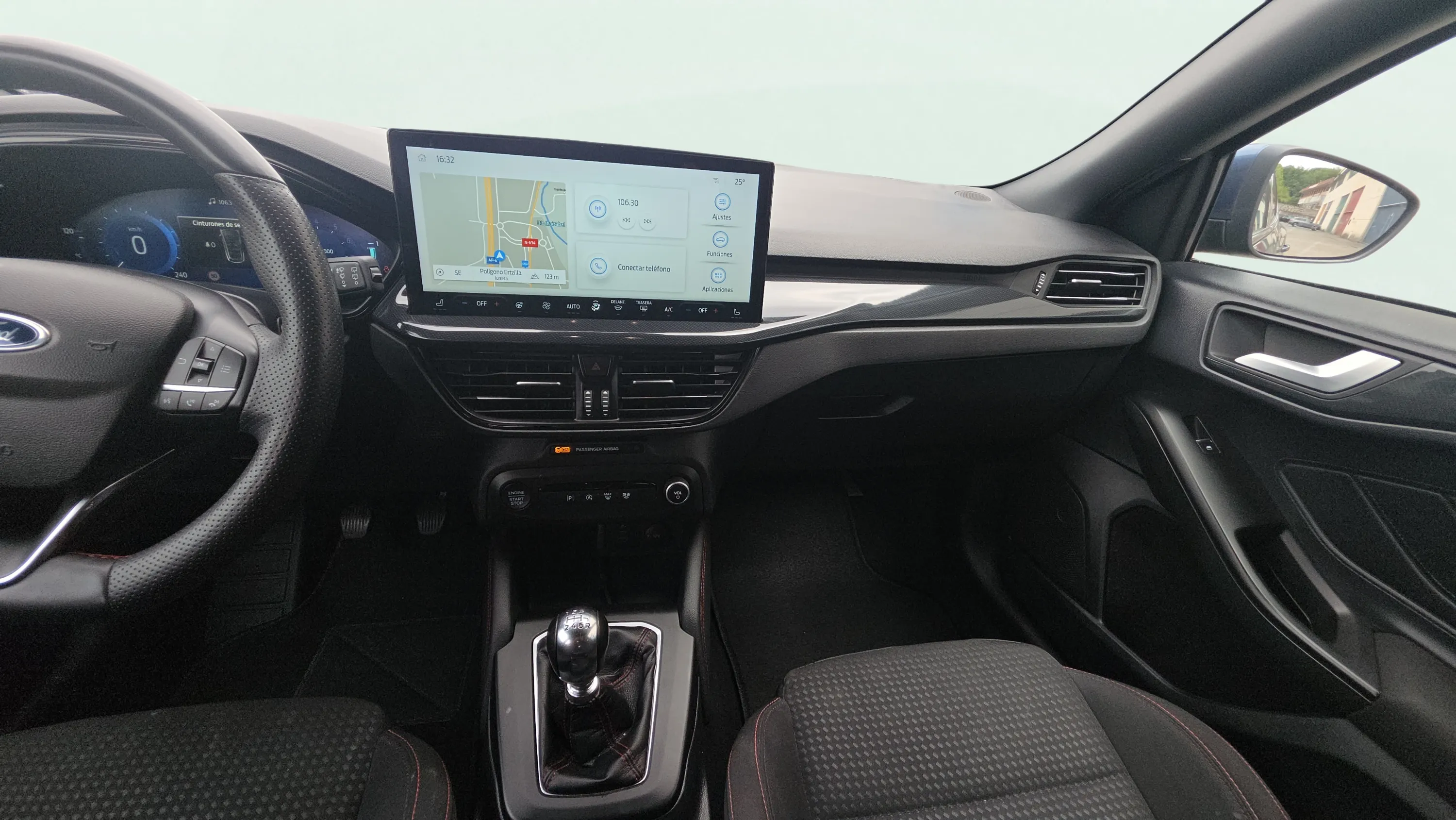Ford Focus 1.0 EcoBoost MHEV Active - foto 16