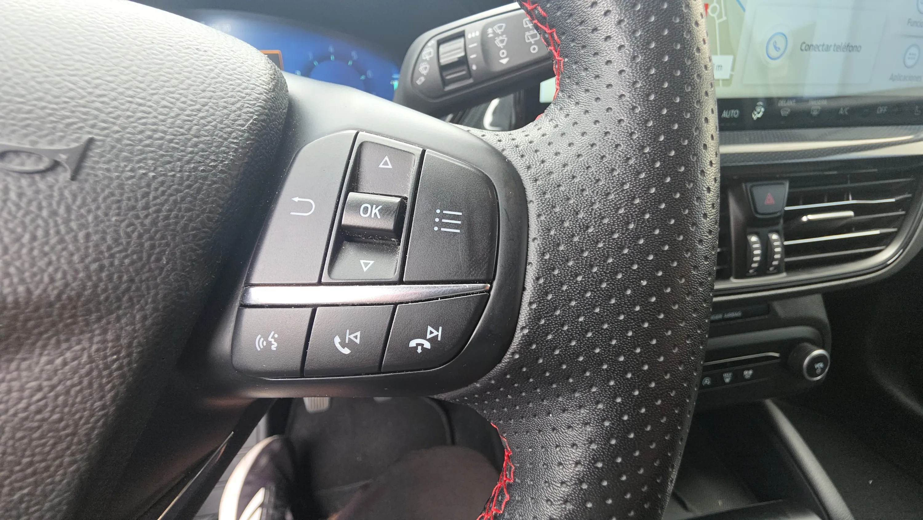 Ford Focus 1.0 EcoBoost MHEV Active - foto 19