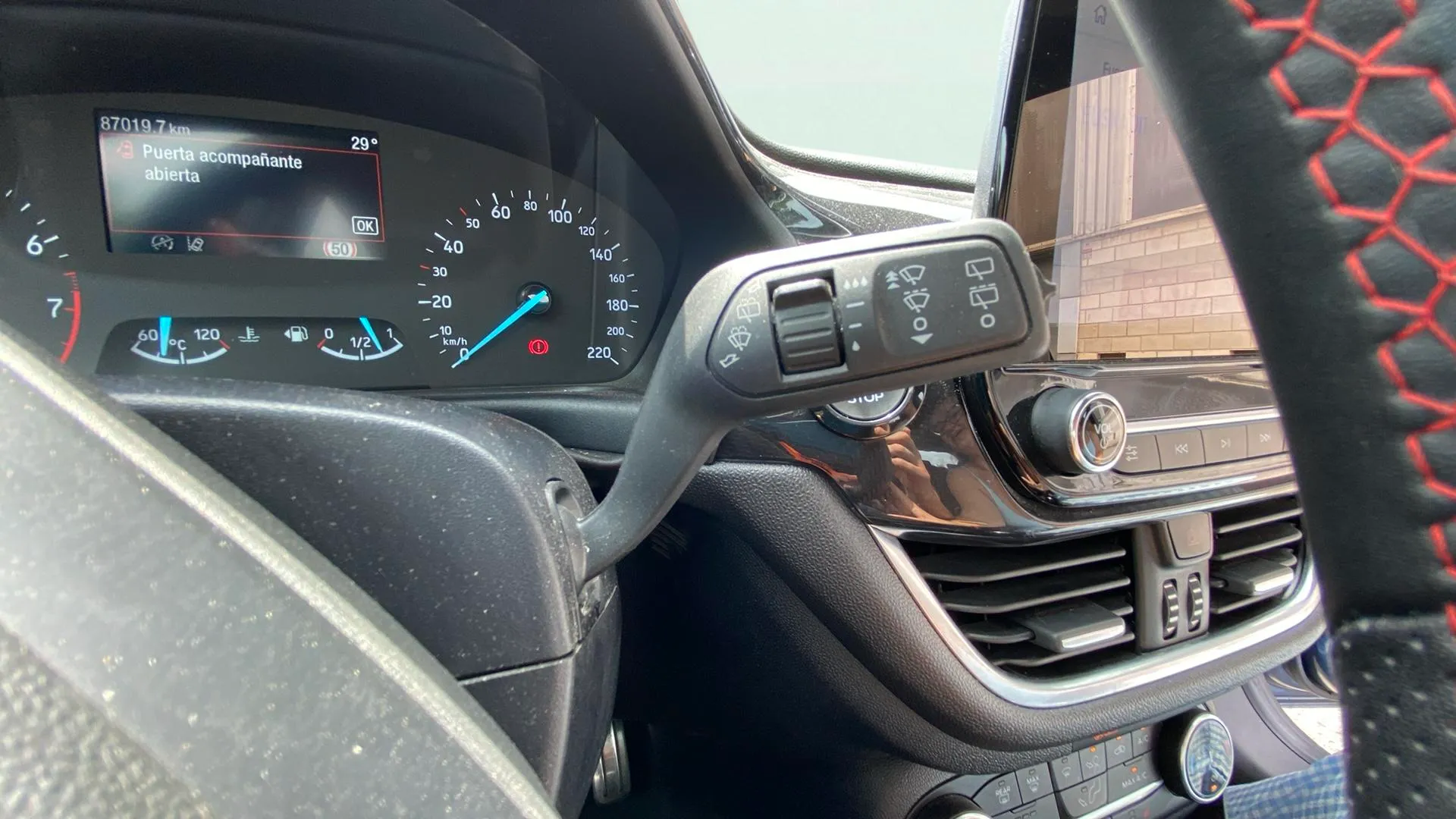 Ford Fiesta 1.0 EcoBoost MHEV ST-Line - foto 23