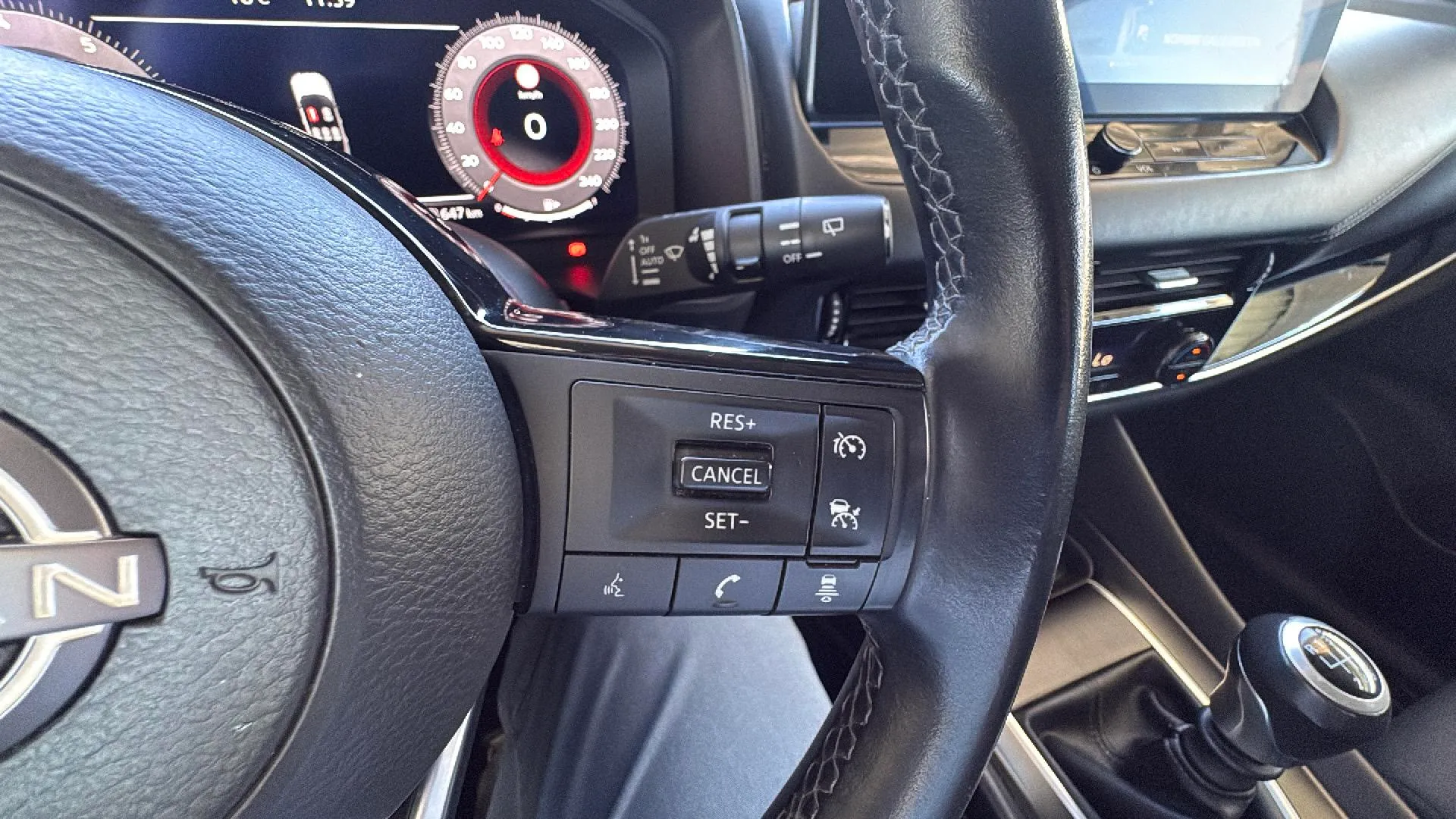 Nissan Qashqai DIG-T mHEV 4x2 Acenta - foto 10