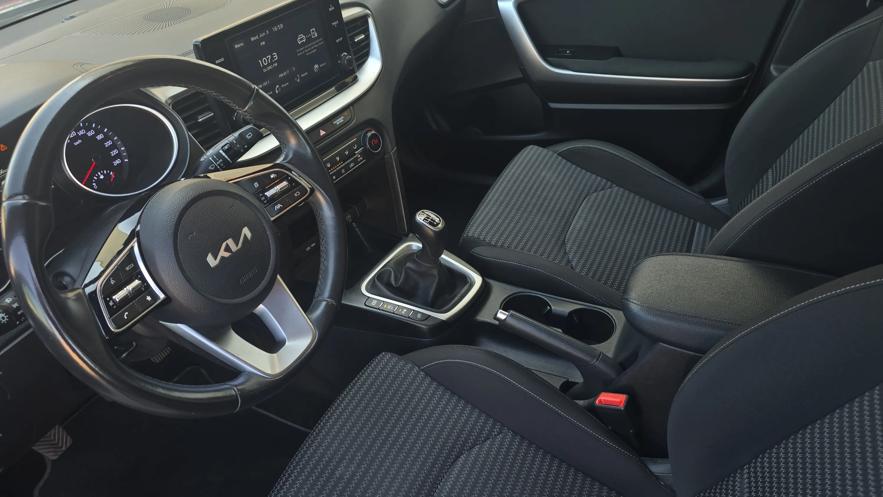 Kia Ceed 1.6 MHEV iMT Concept - foto 10