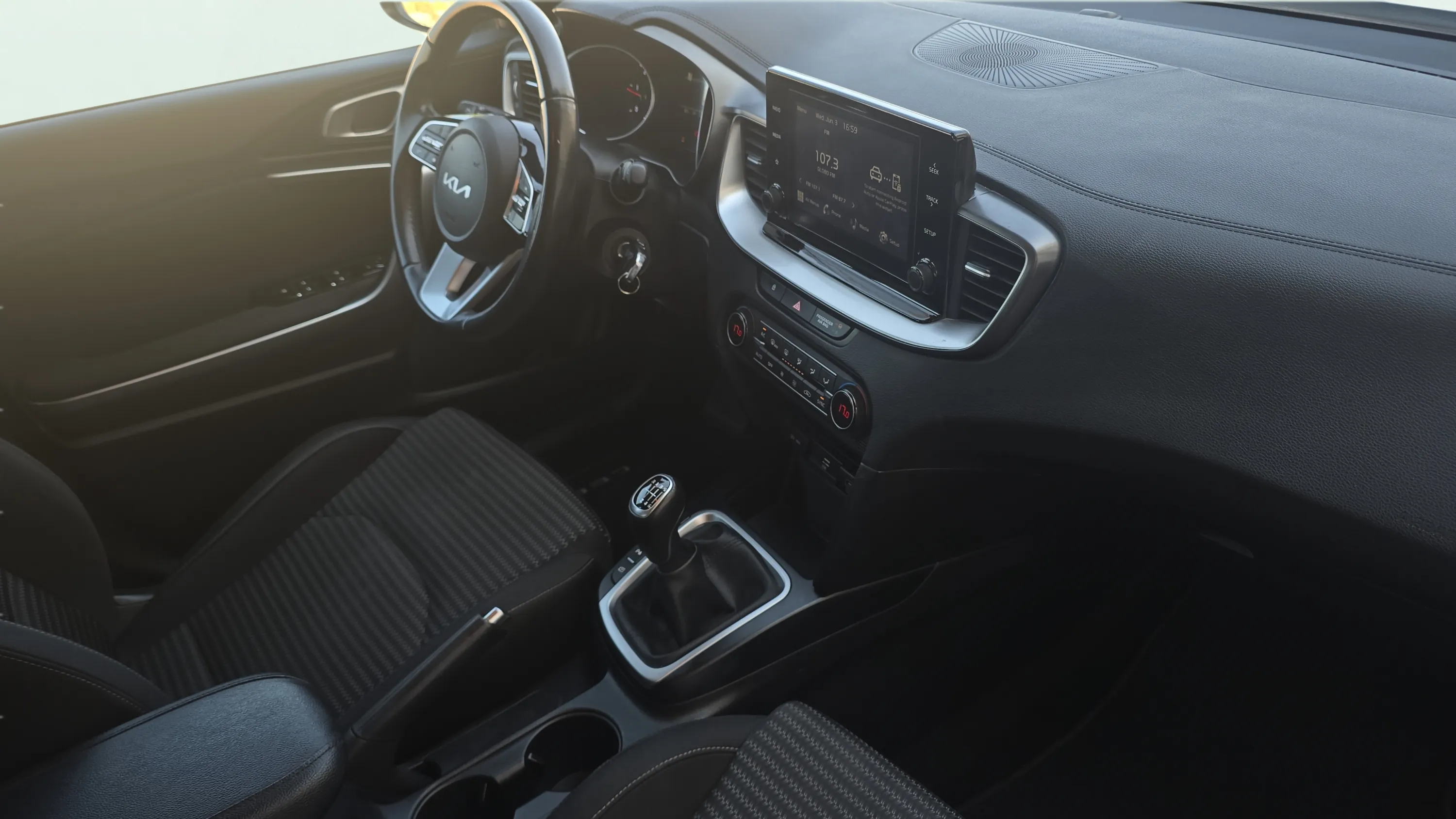 Kia Ceed 1.6 MHEV iMT Concept - foto 11