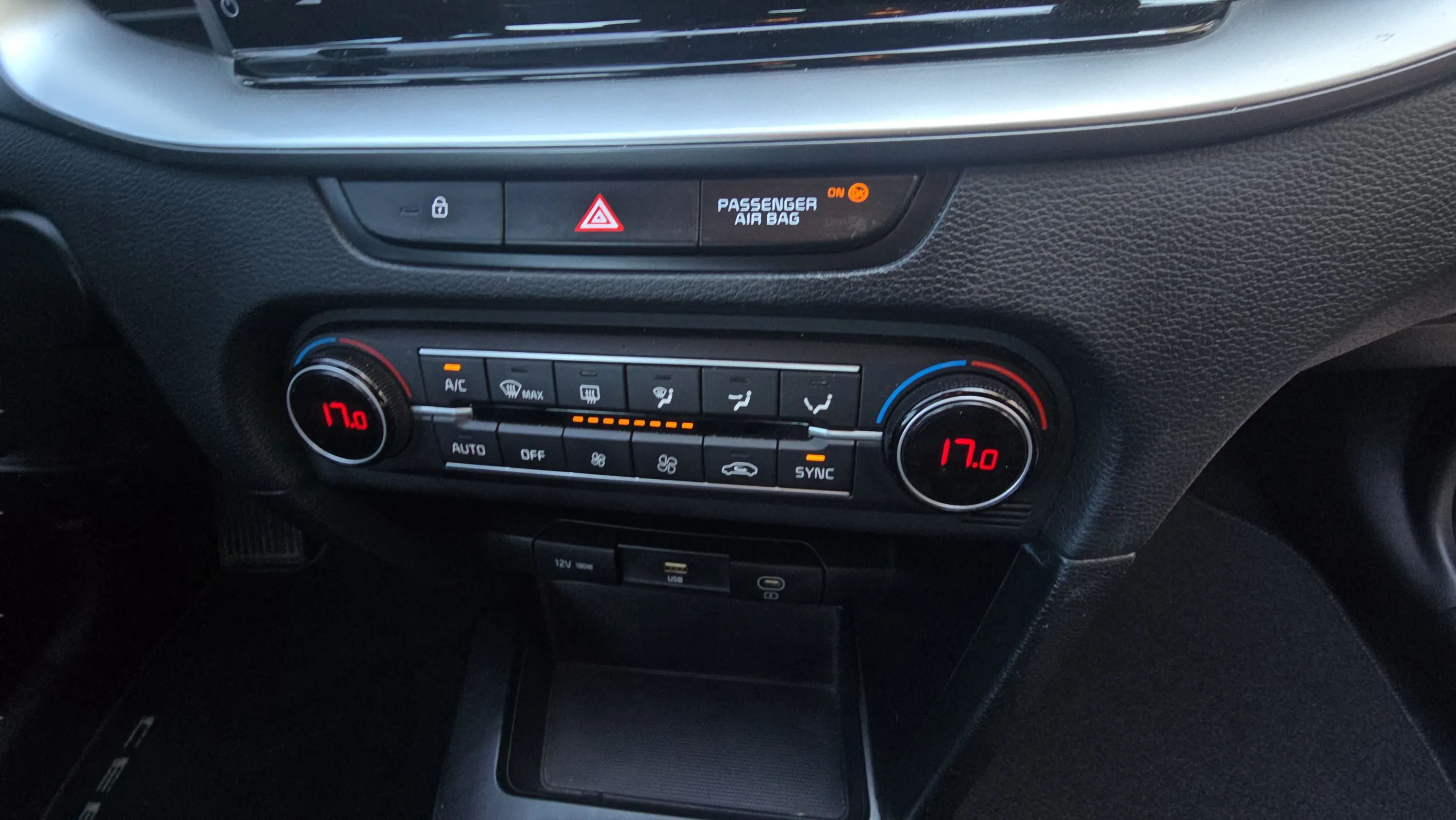 Kia Ceed 1.6 MHEV iMT Concept - foto 26