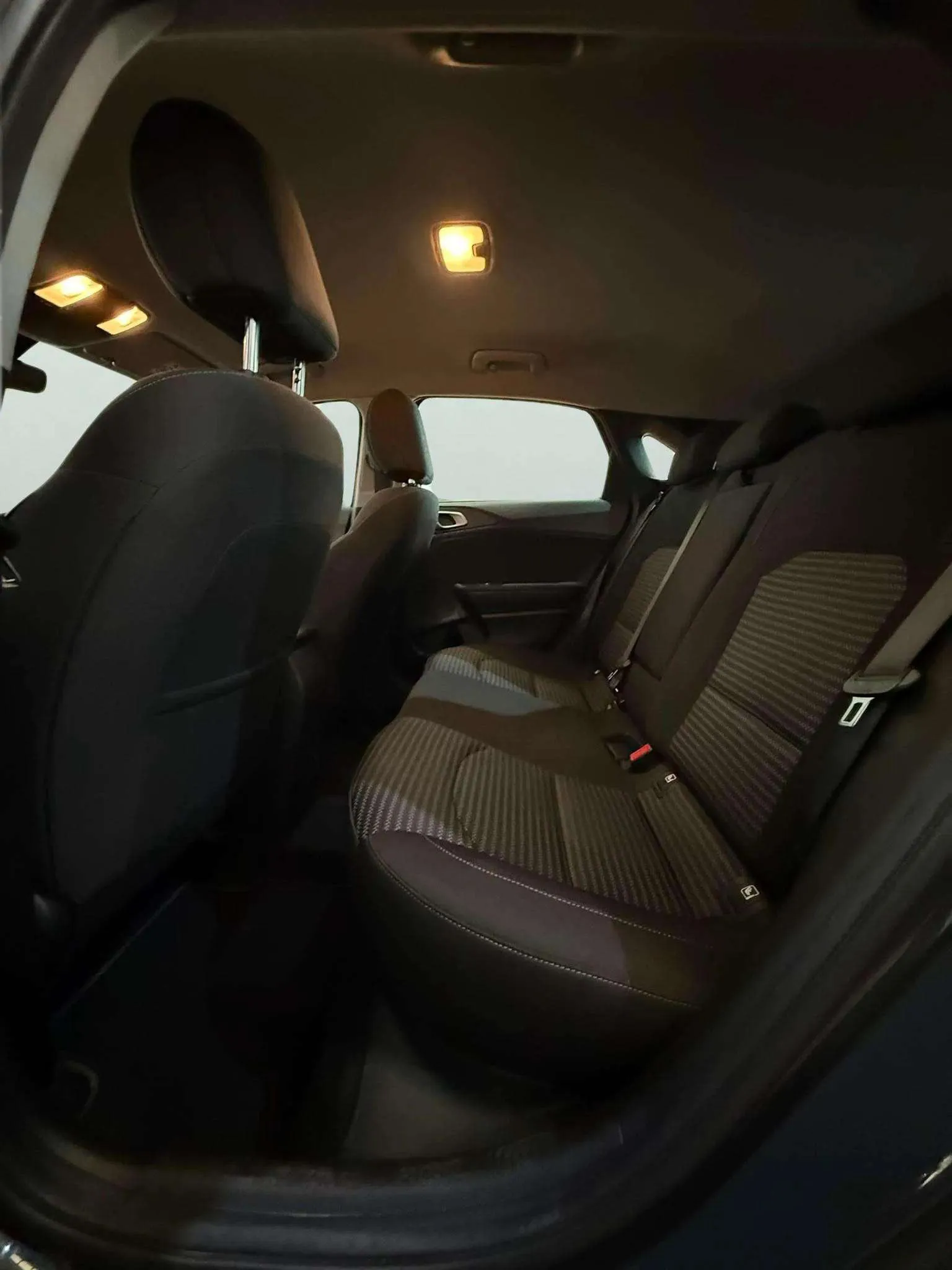 Kia Ceed 1.6 MHEV iMT Concept - foto 14