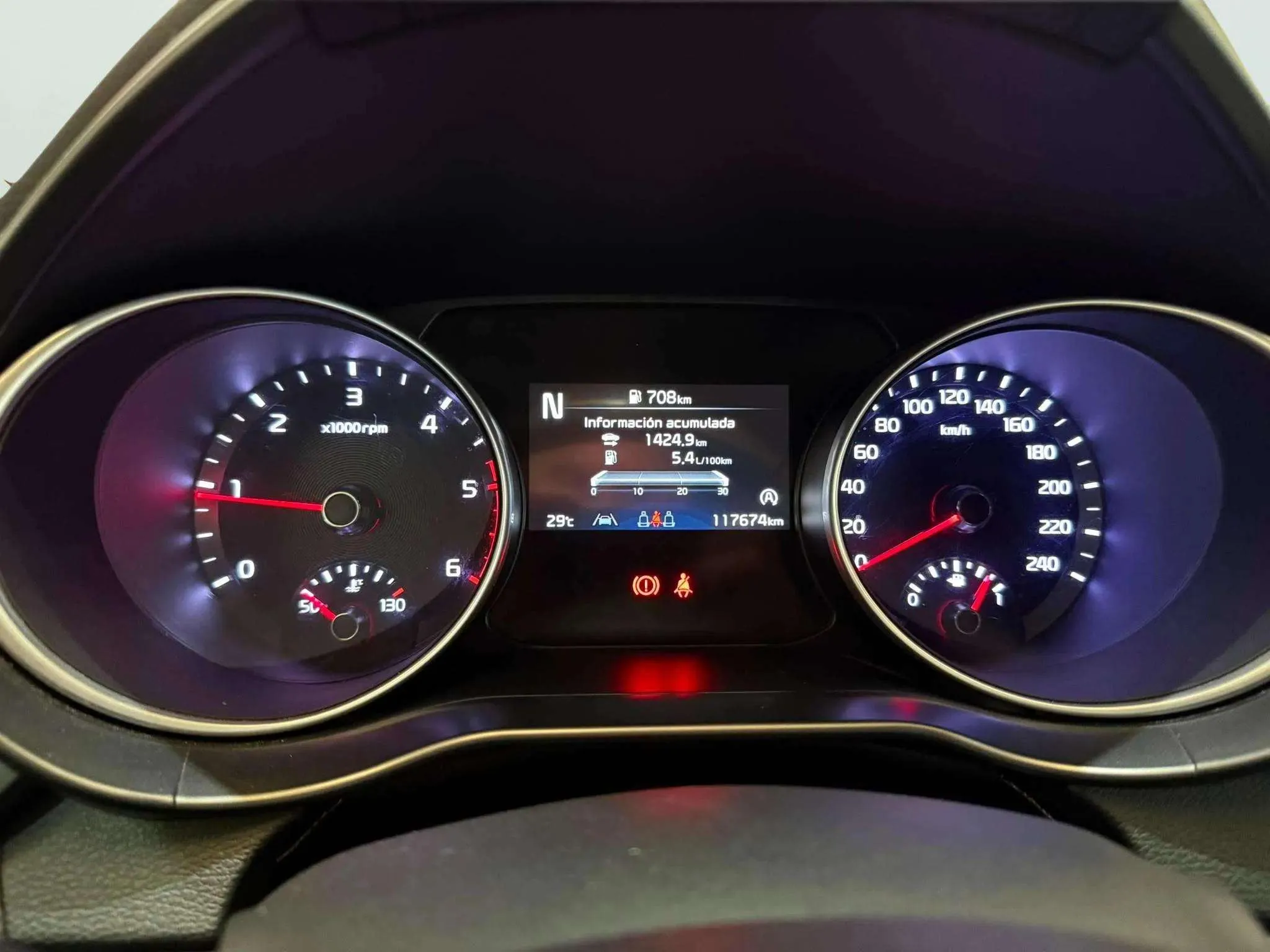 Kia Ceed 1.6 MHEV iMT Concept - foto 18