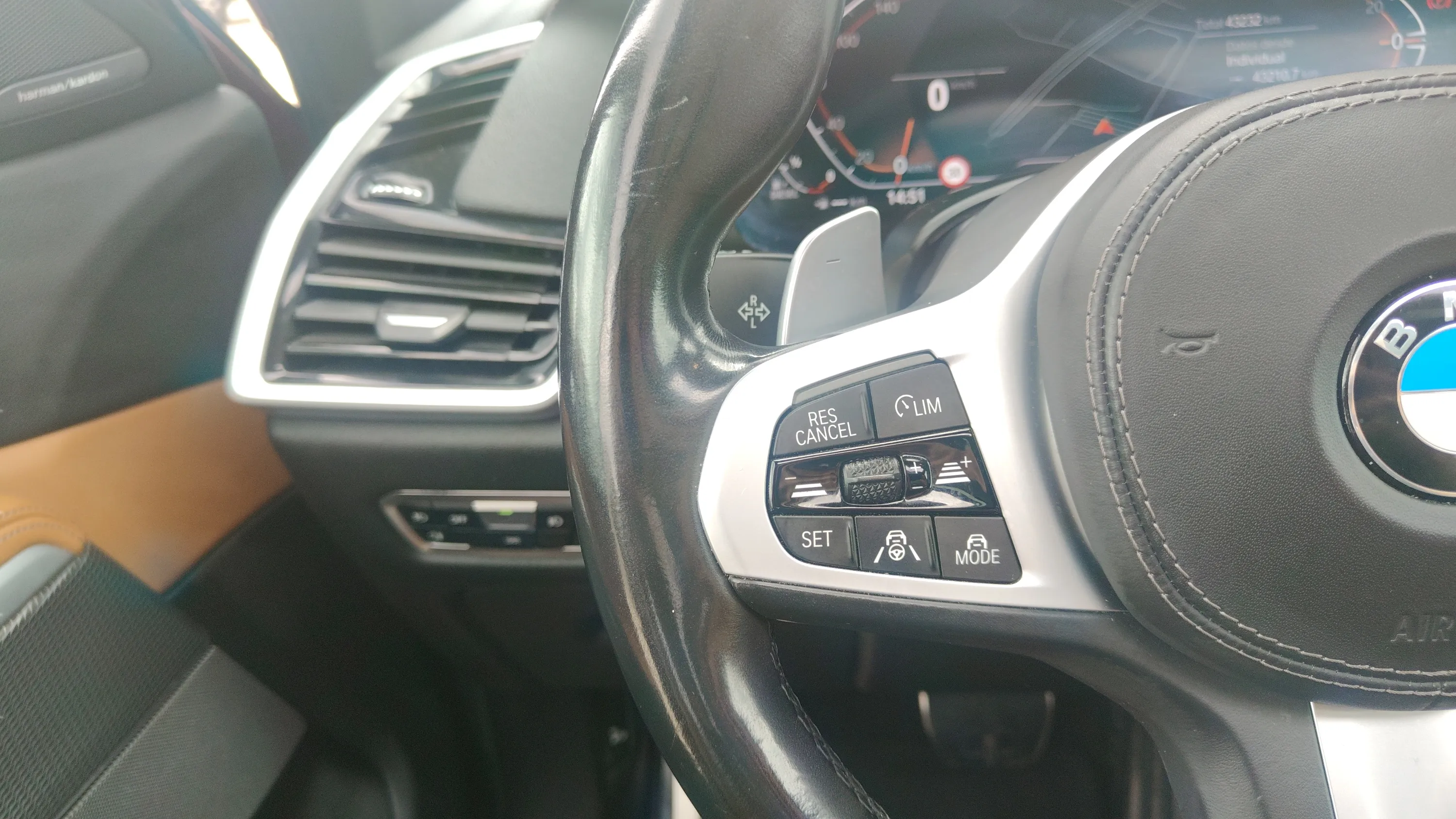 BMW X6 xDrive30d - foto 19